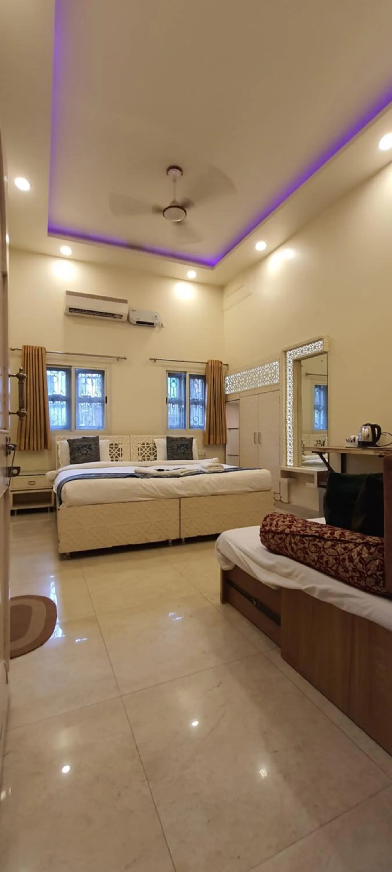 Bedroom in Hotel Temple On Ganges