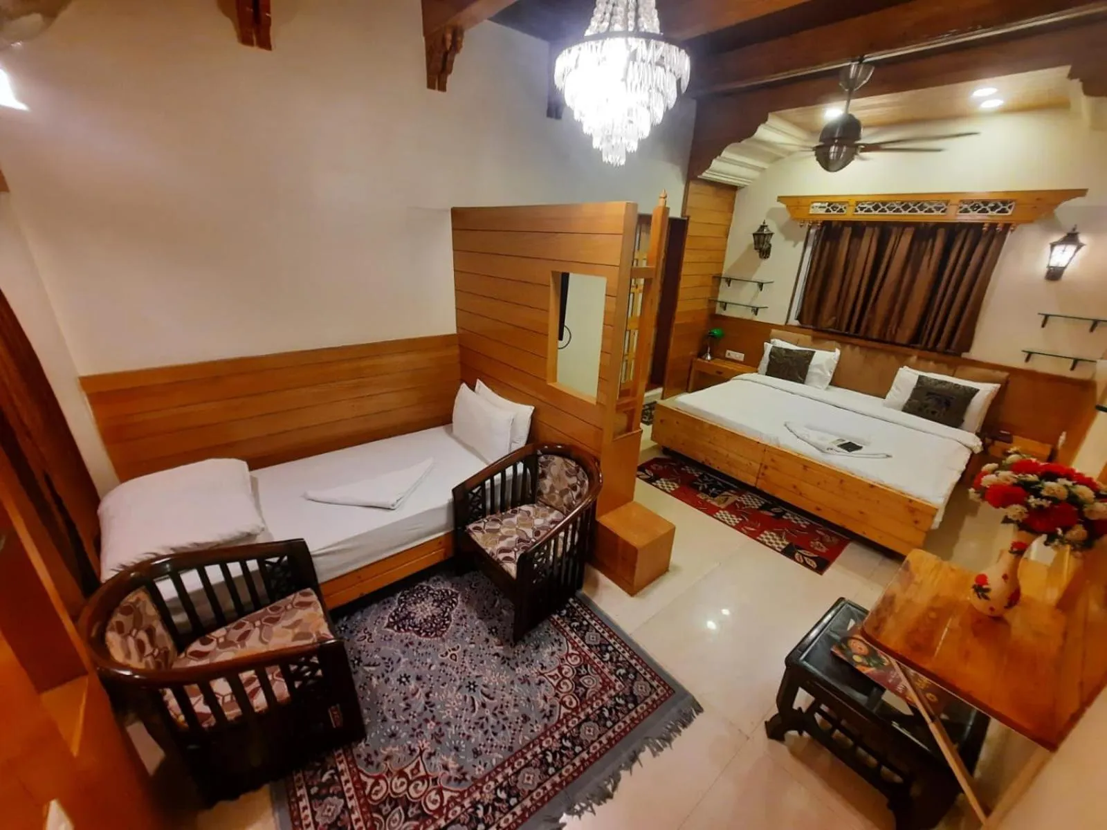 Bedroom, Bed in Hotel Temple On Ganges