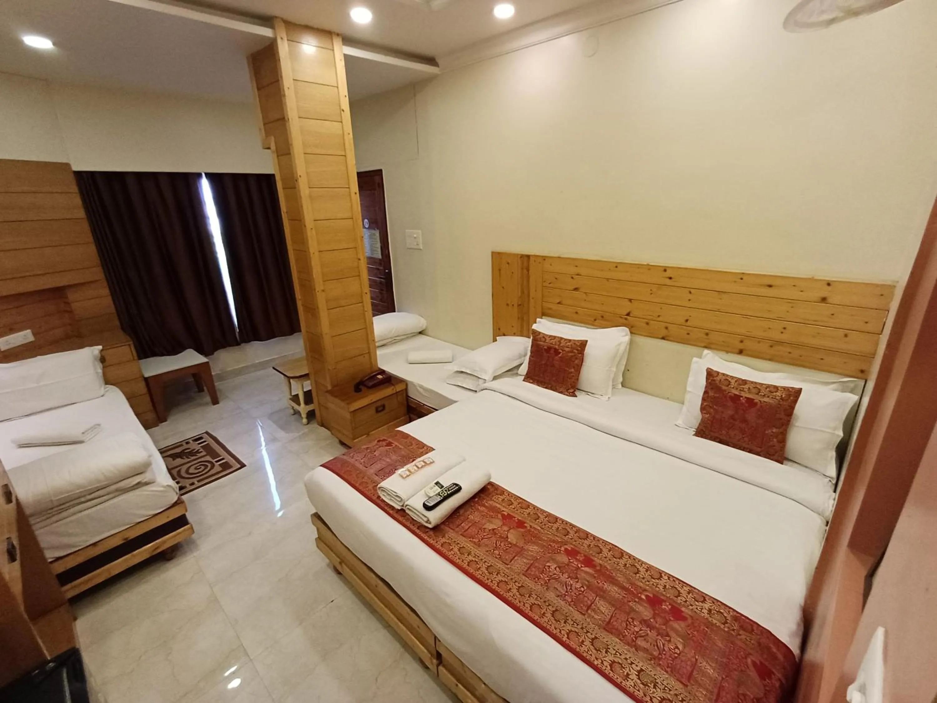 Bed in Hotel Temple On Ganges