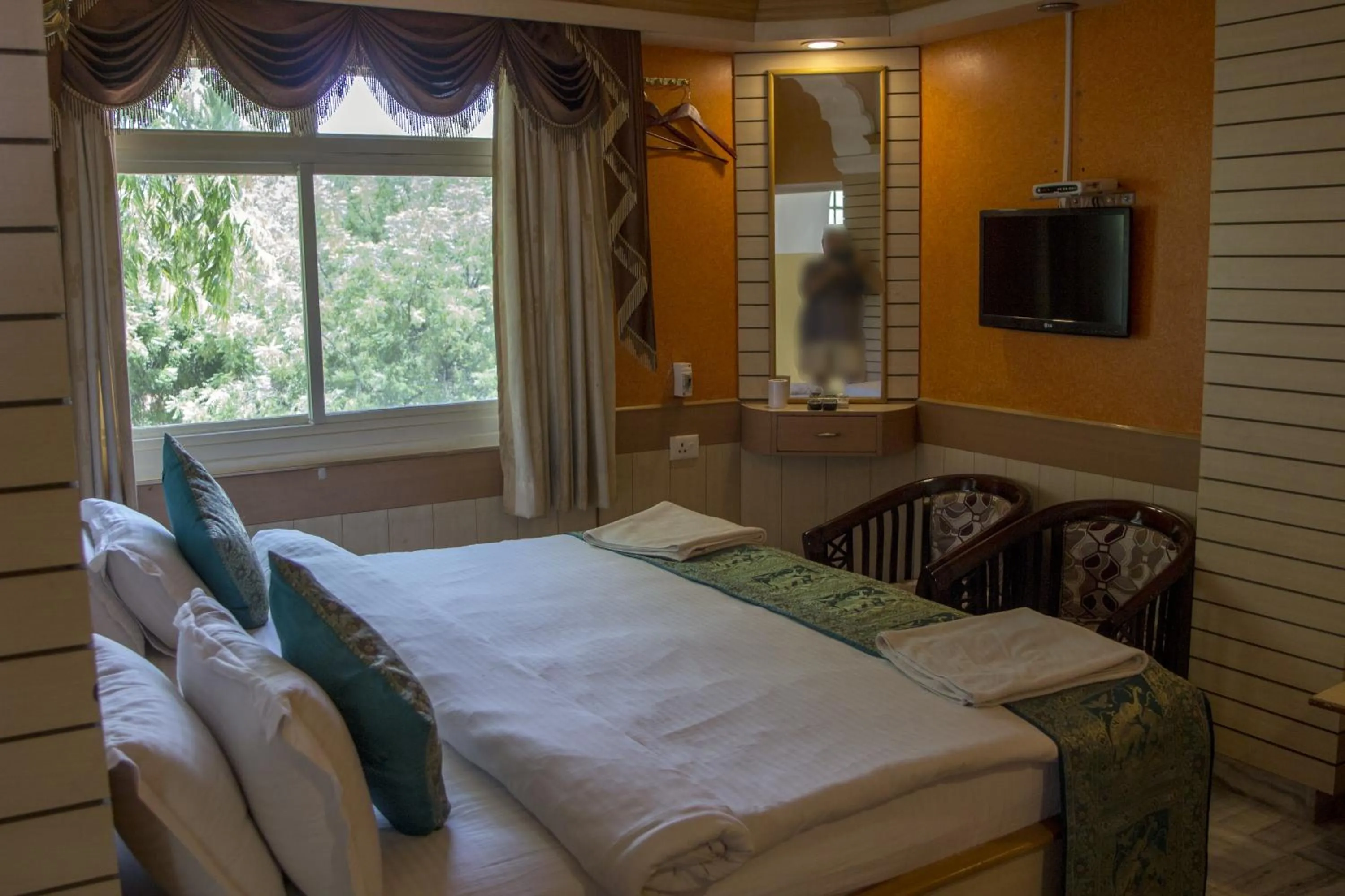 City view, Bed in Hotel Temple On Ganges