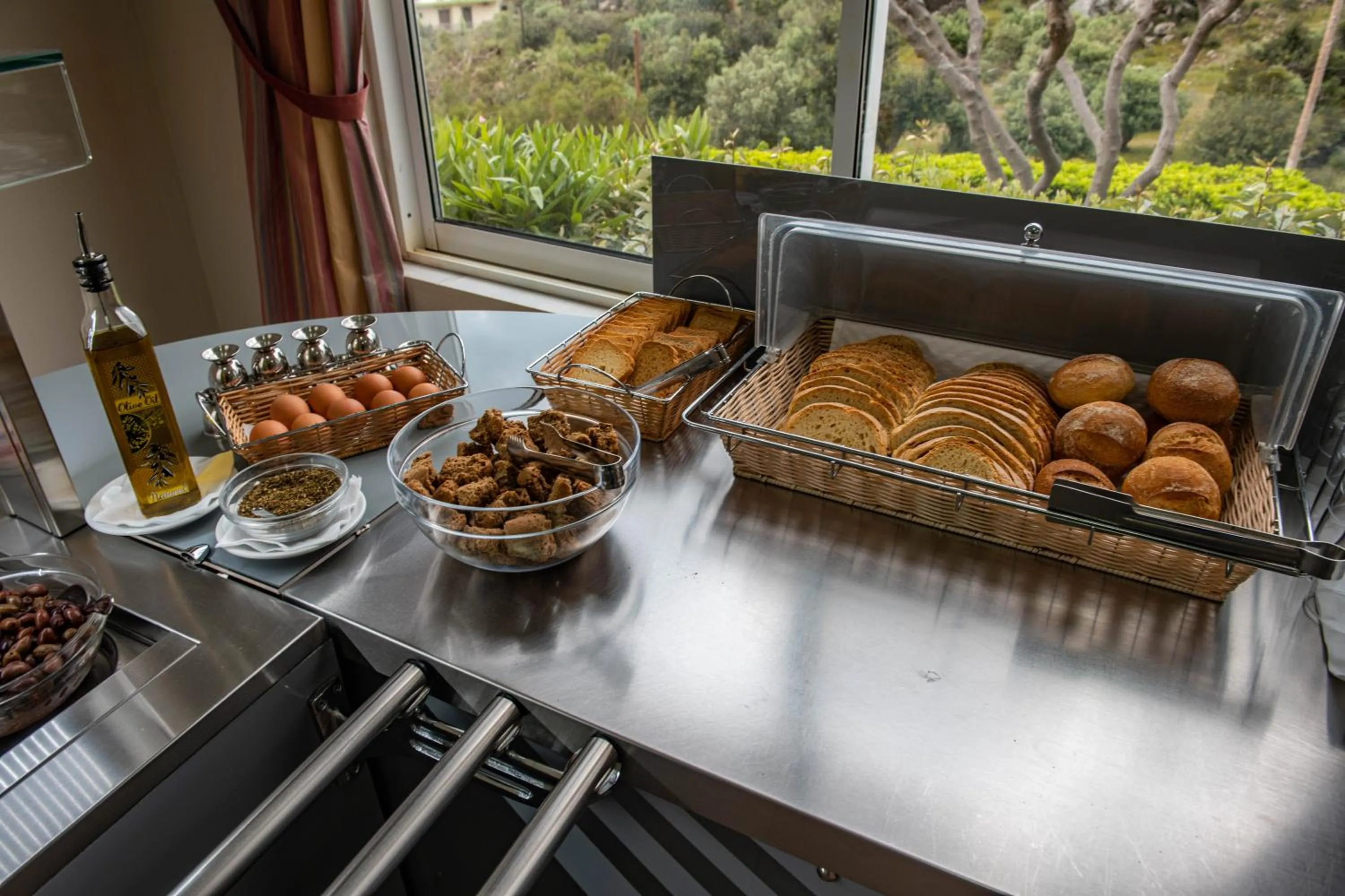 Buffet breakfast in Polyrizos Hotel