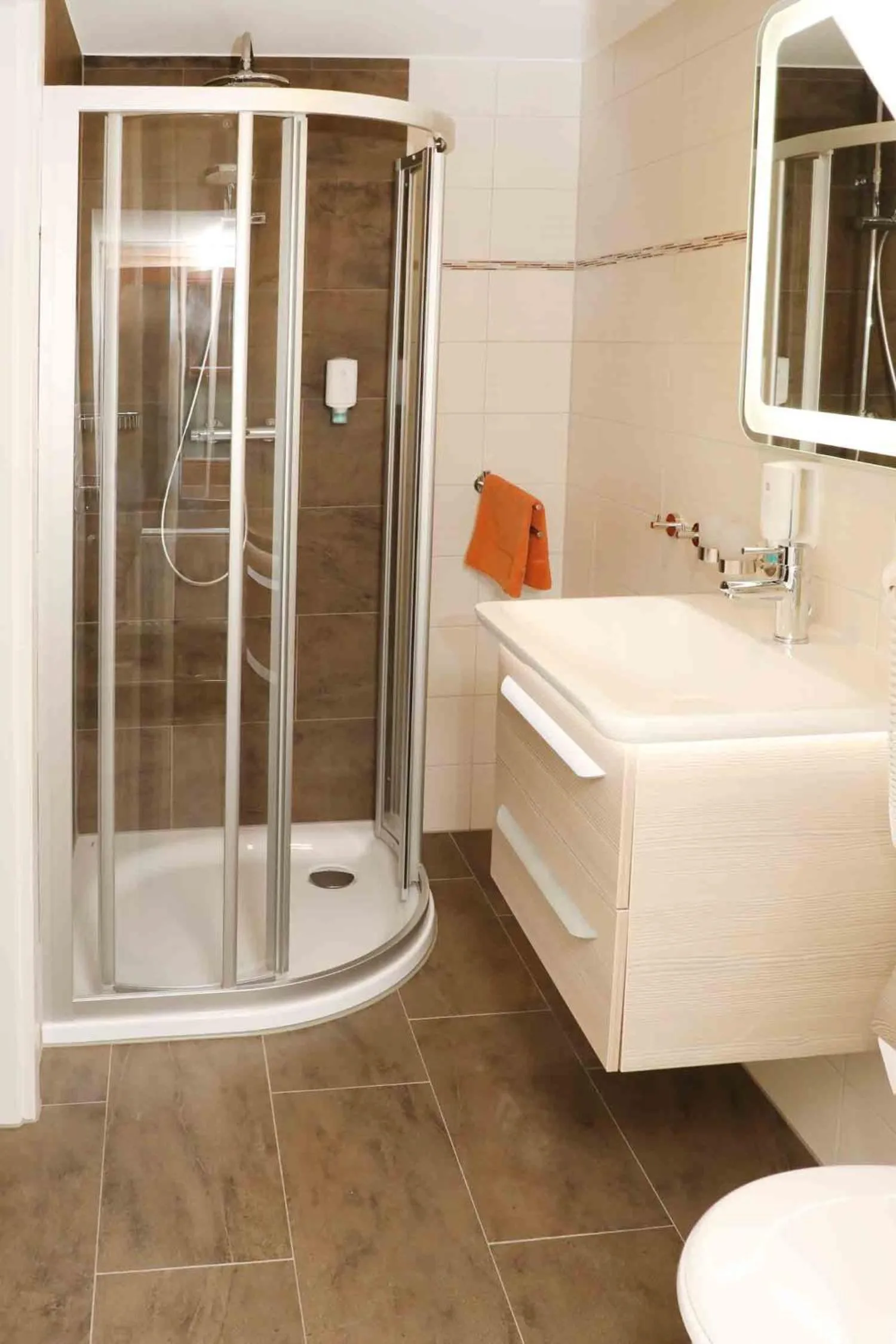 Bathroom in Schlossgasthaus Lichtenwalde