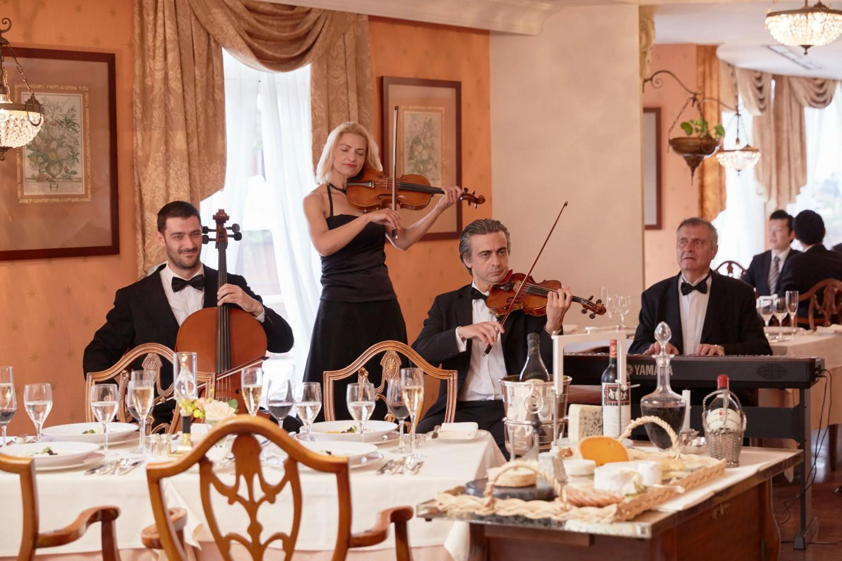 Restaurant/places to eat in Hotel Europe Huis Ten Bosch