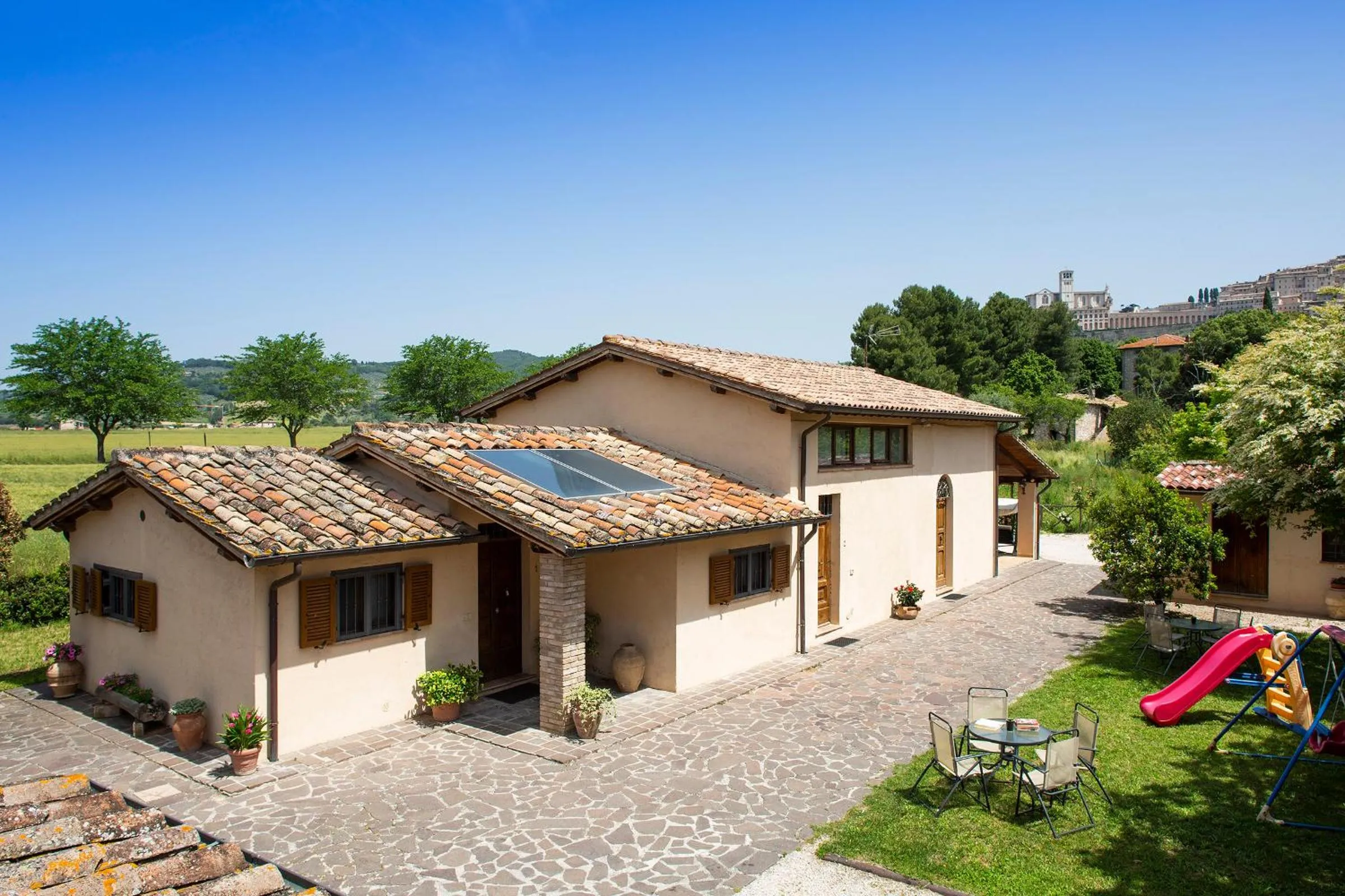 Property building in All'Antica Mattonata