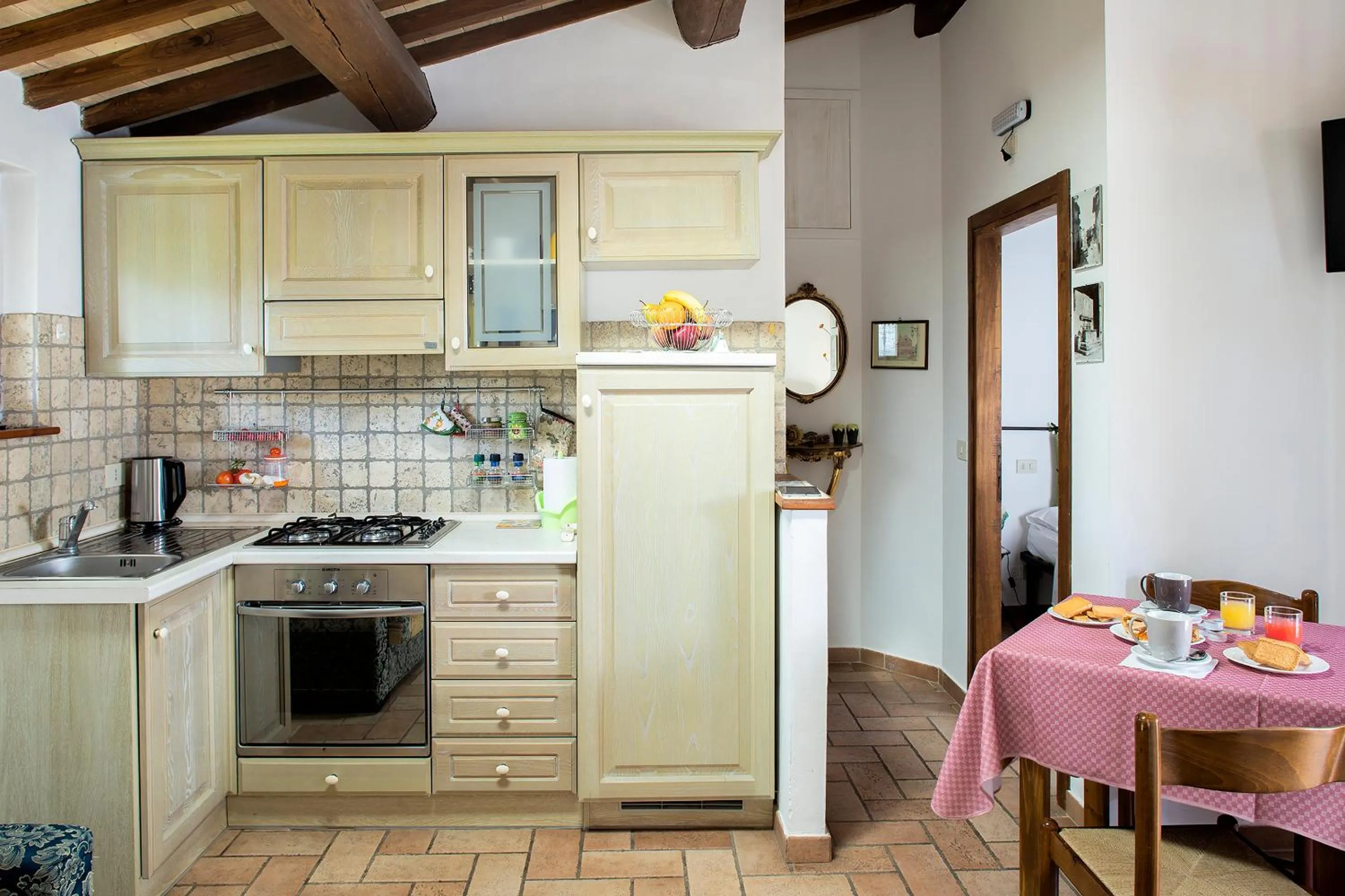 Kitchen or kitchenette in All'Antica Mattonata