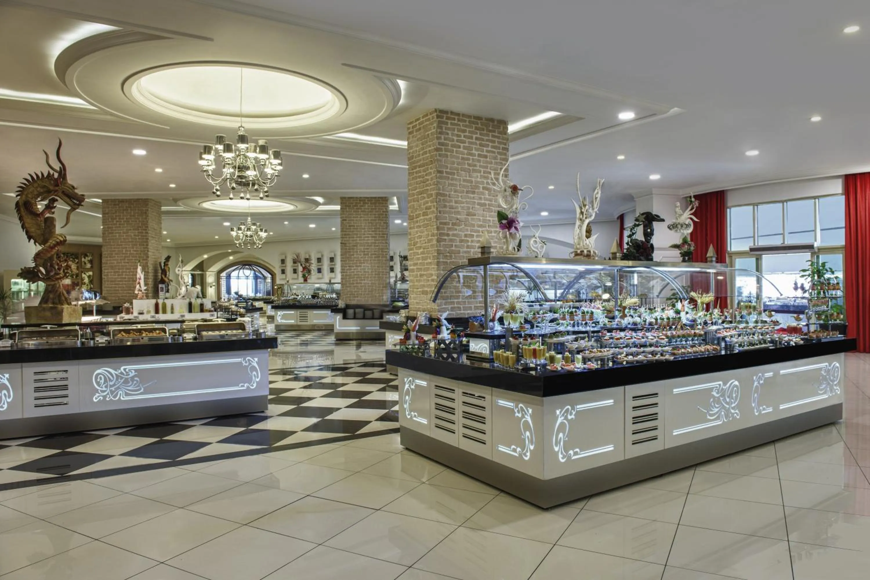 Food in Delphin Imperial Lara