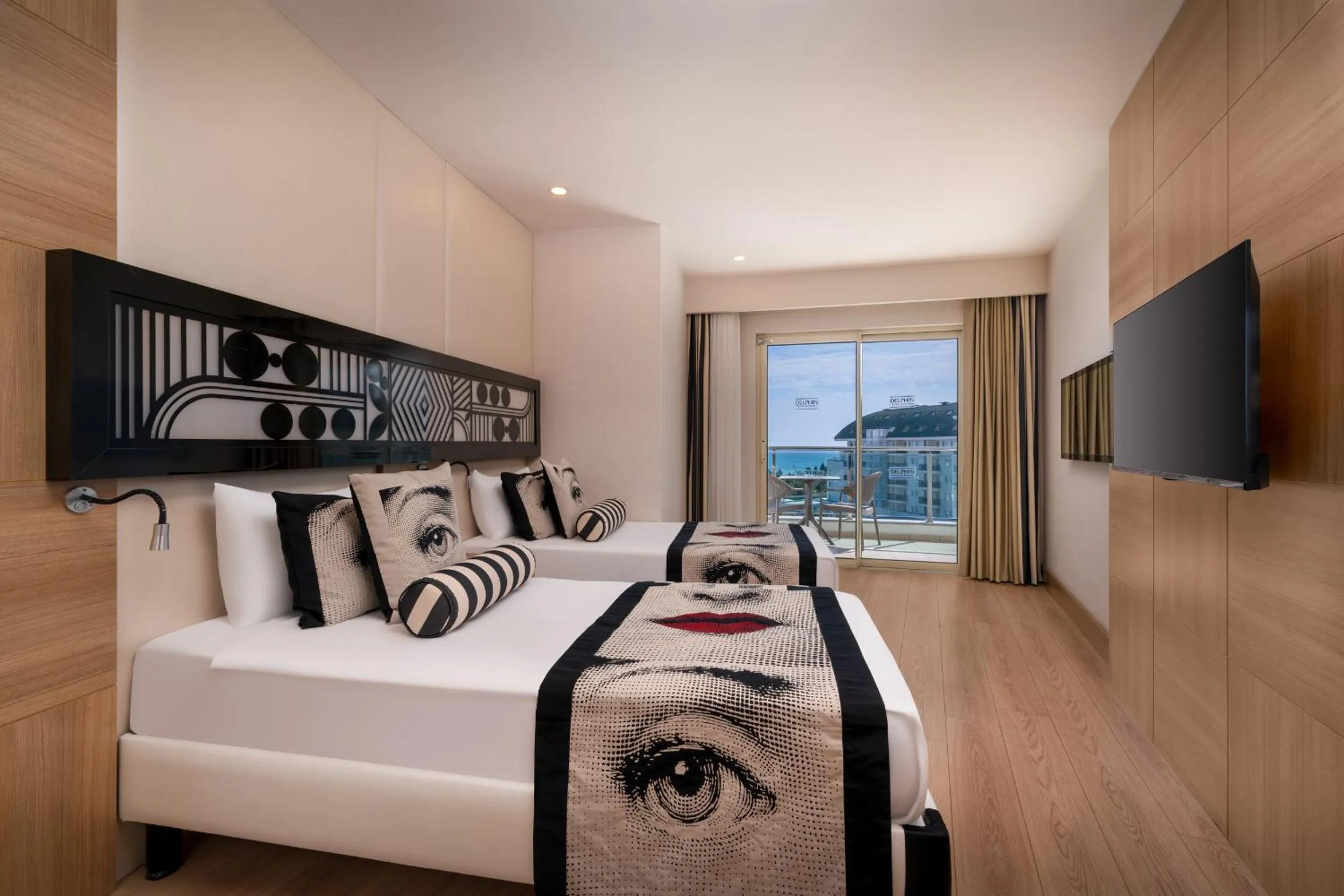 Photo of the whole room, Bed in Delphin Imperial Lara