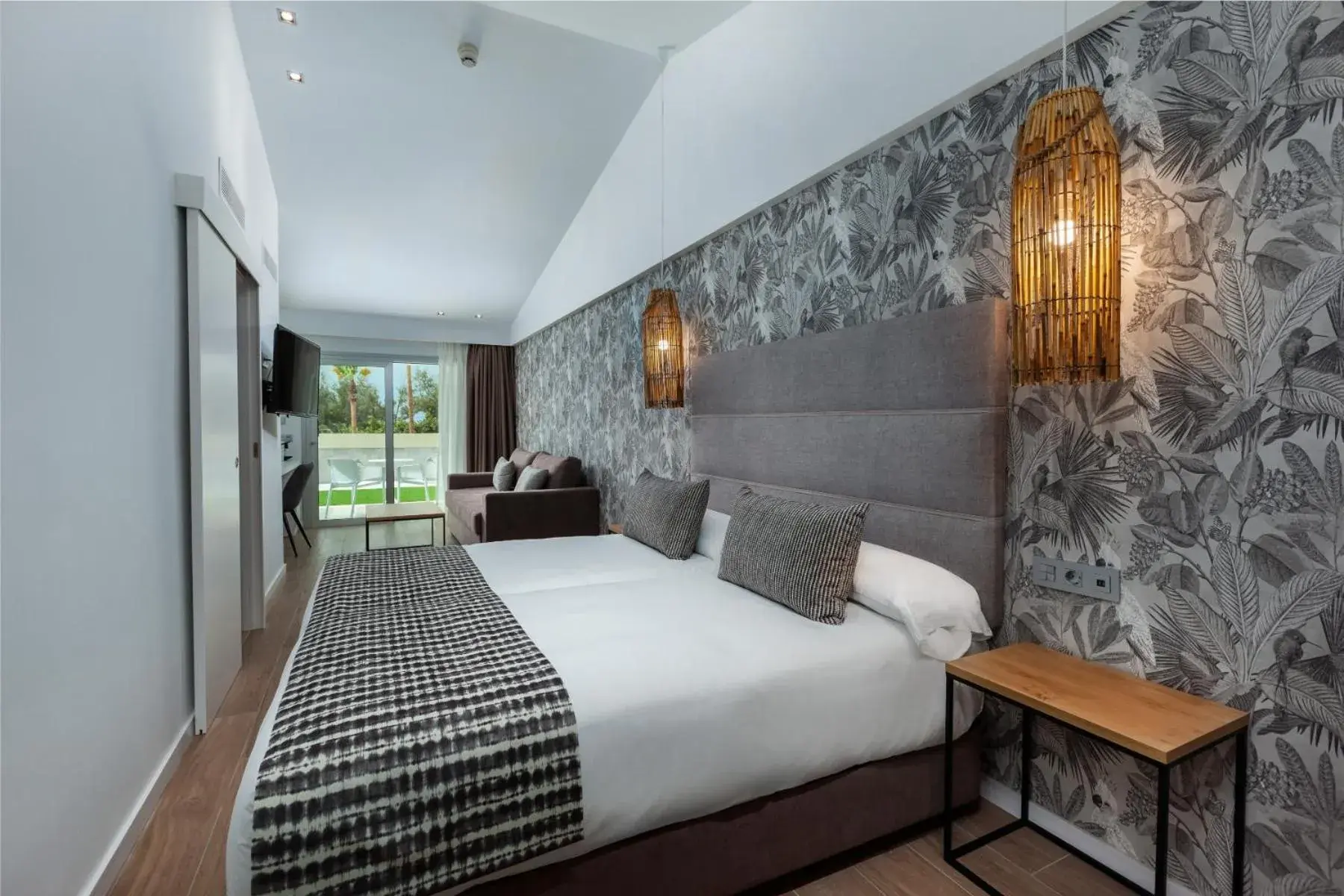 Junior Suite - single occupancy in Kumara Serenoa By Lopesan Hotels Junior Suite - single occupancy in Kumara Serenoa By Lopesan Hotels