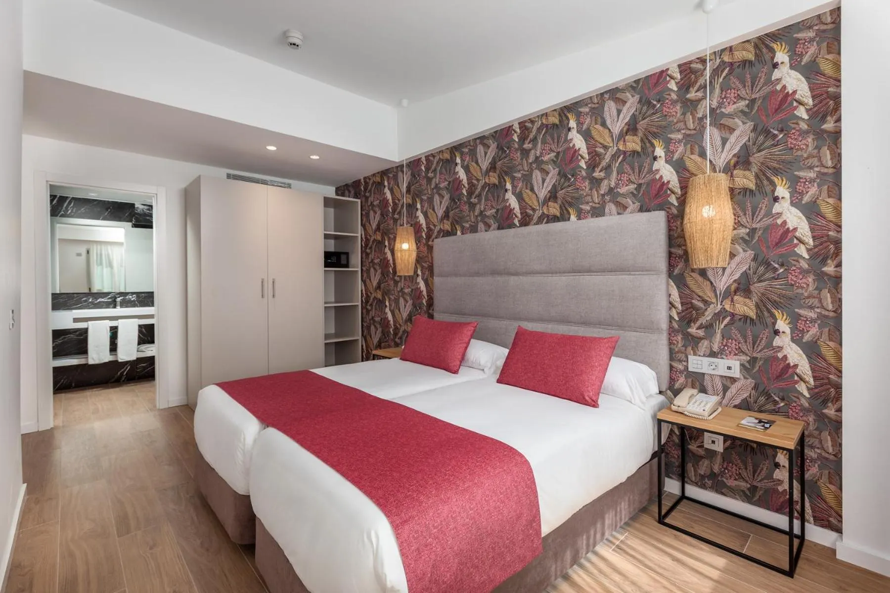 Photo of the whole room, Bed in Kumara Serenoa By Lopesan Hotels