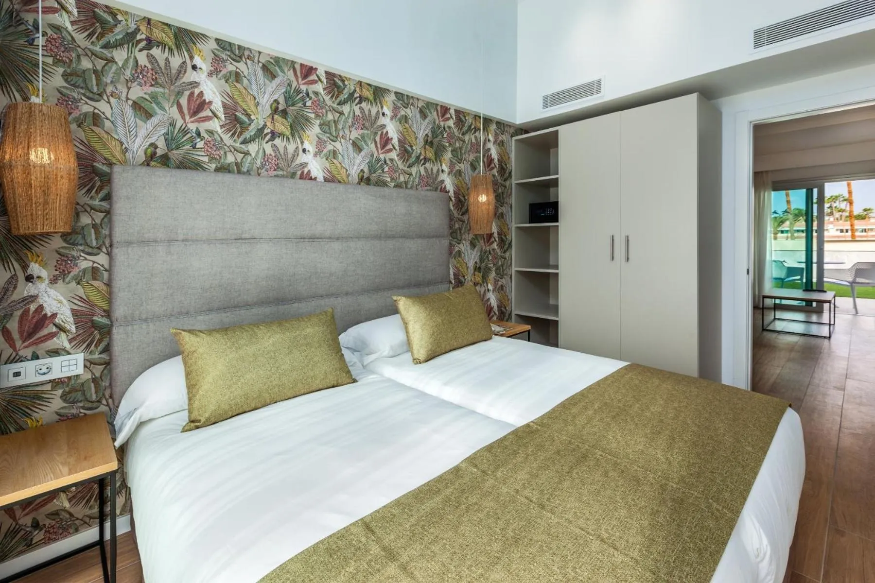 Bedroom, Bed in Kumara Serenoa By Lopesan Hotels