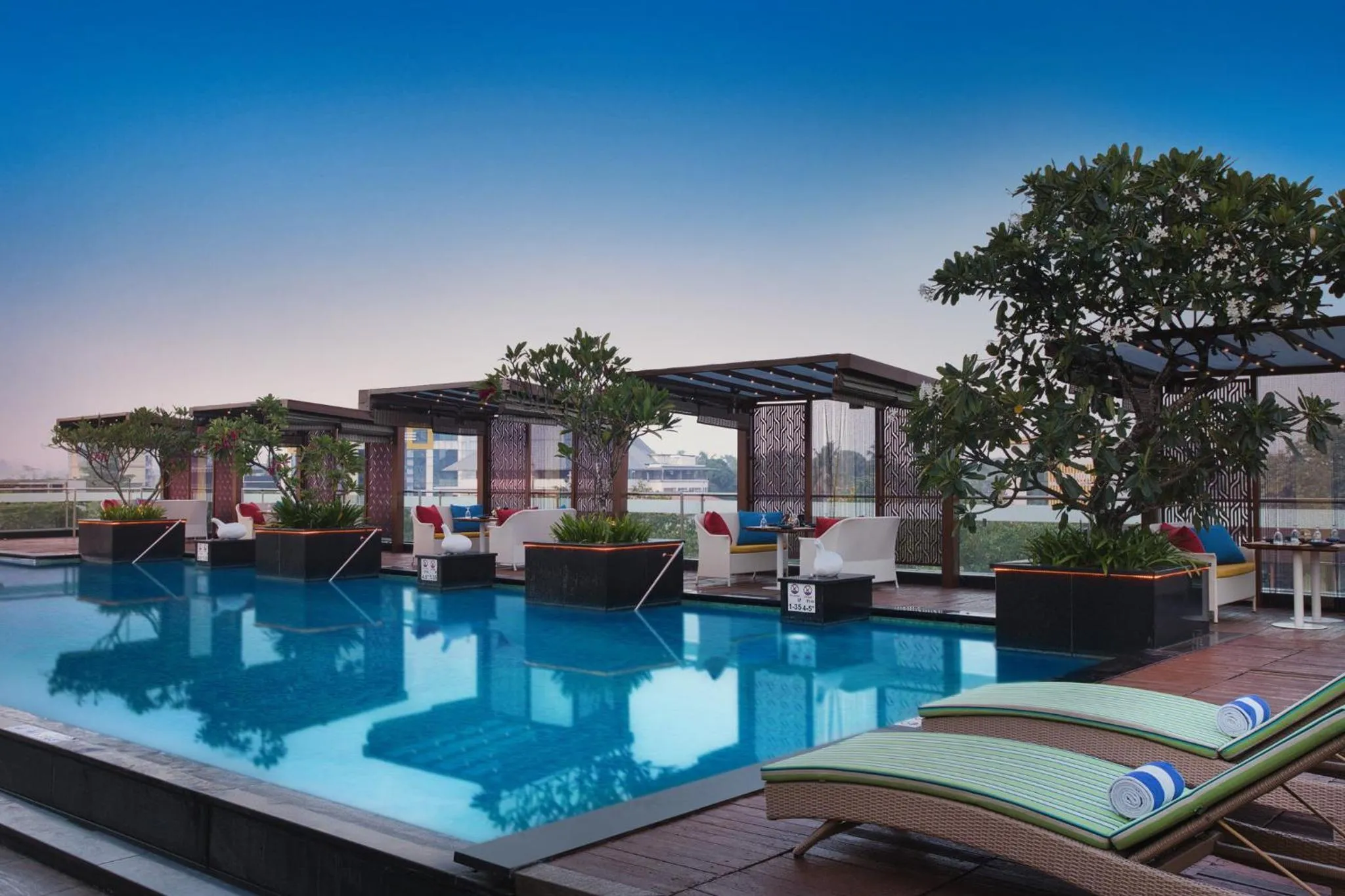 Swimming pool in Holiday Inn Cochin by IHG