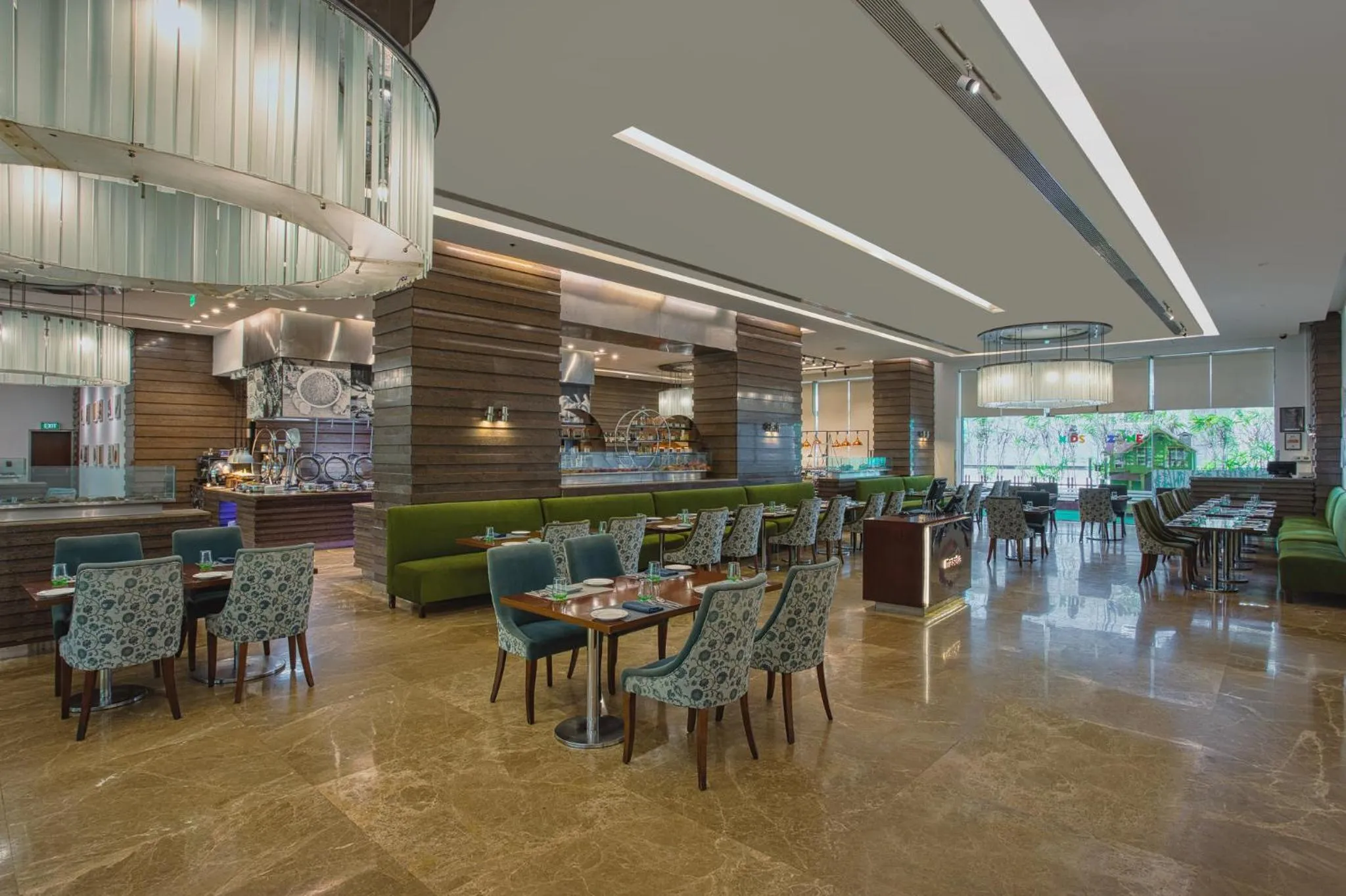 Restaurant/places to eat in Holiday Inn Cochin by IHG