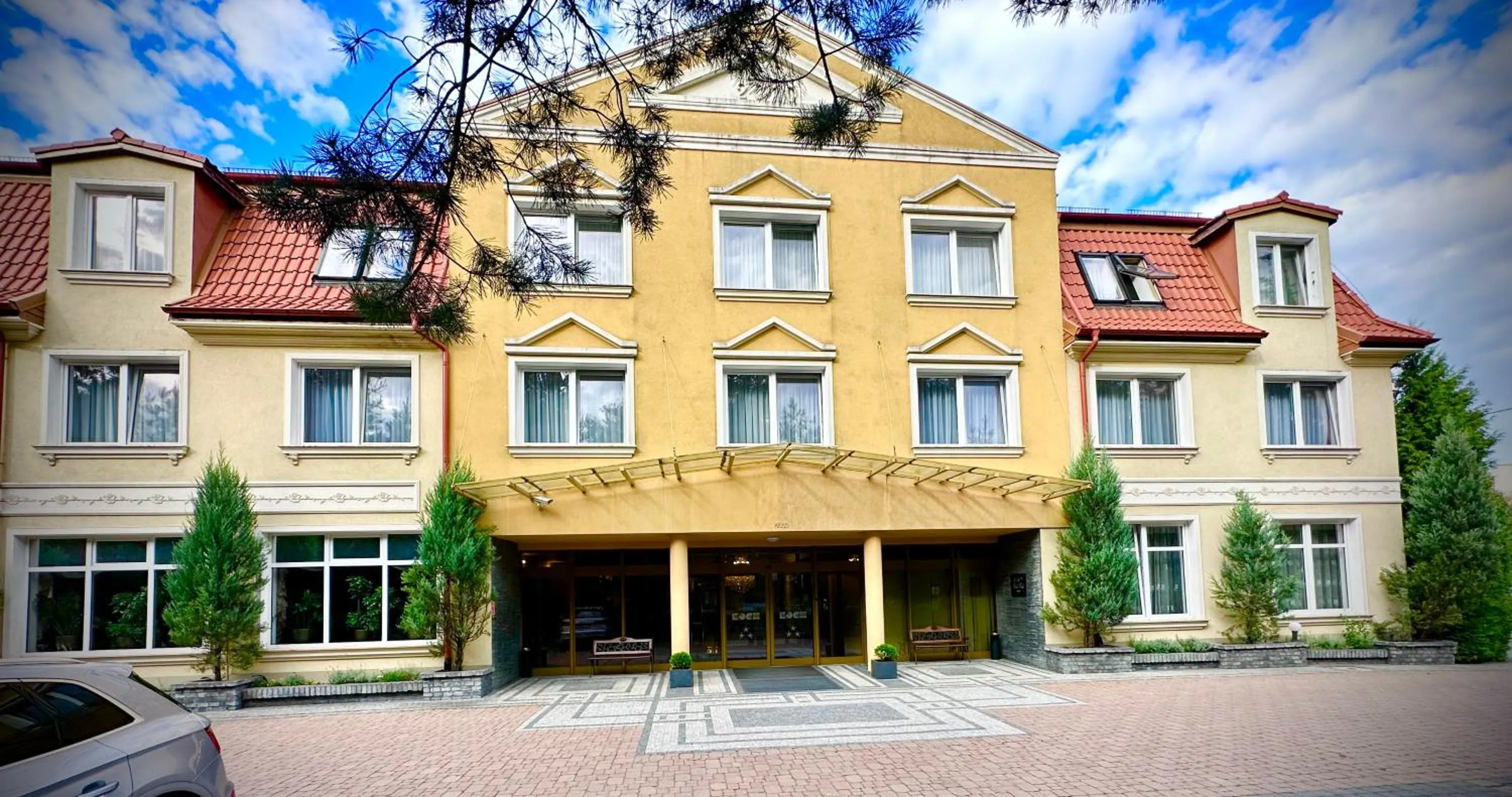 Property building in Hotel Koch