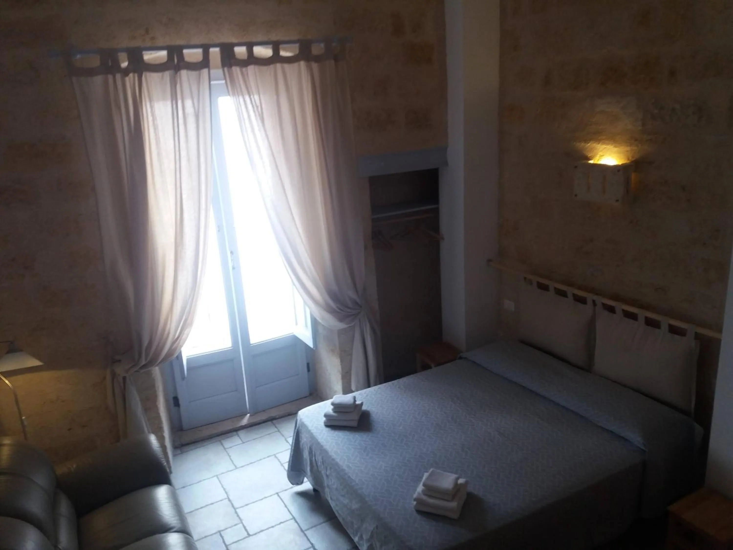 Photo of the whole room, Bed in Bed & Breakfast Casa Lopez