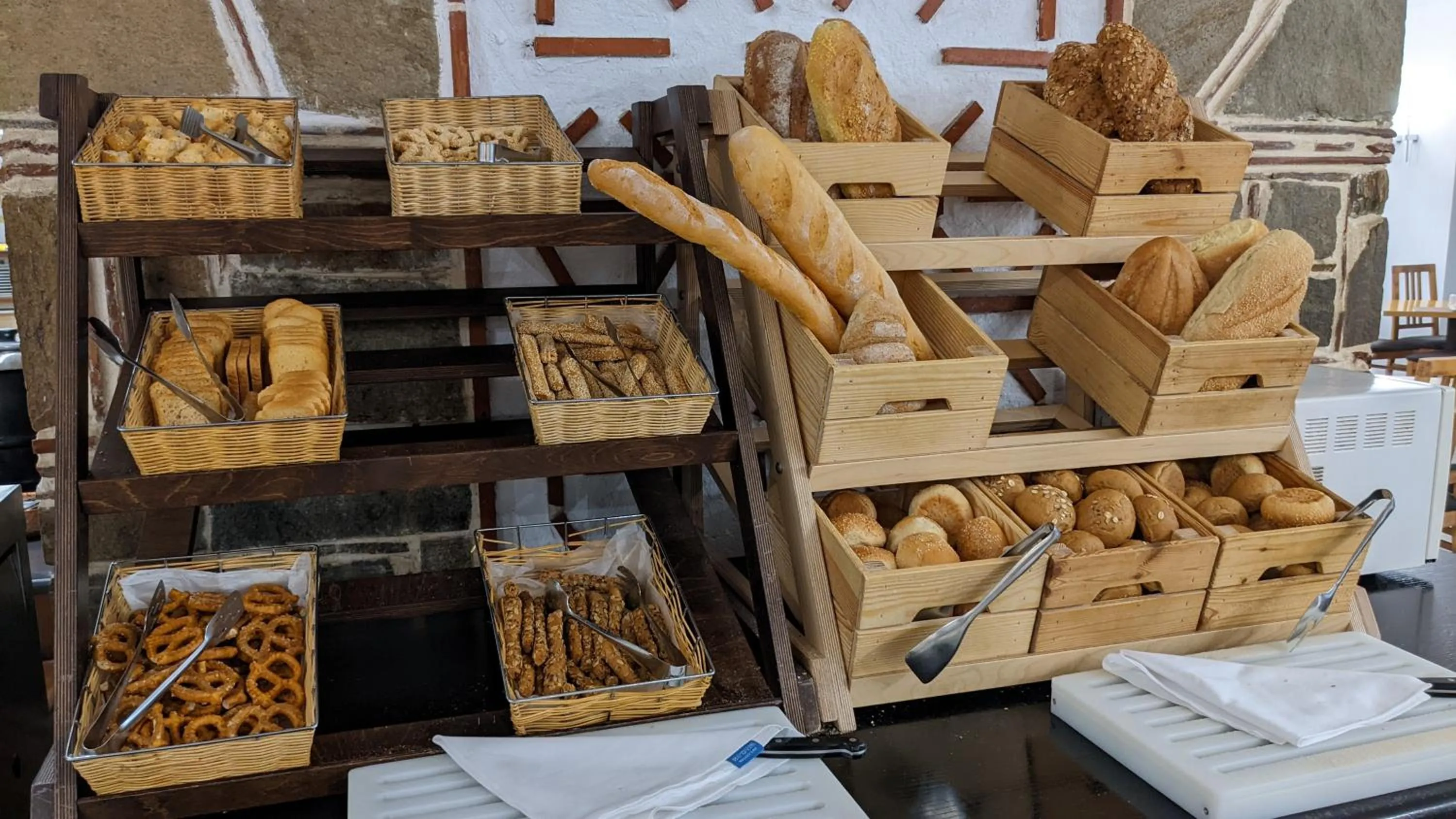 Food and drinks in Apollonia Beach Resort & Spa