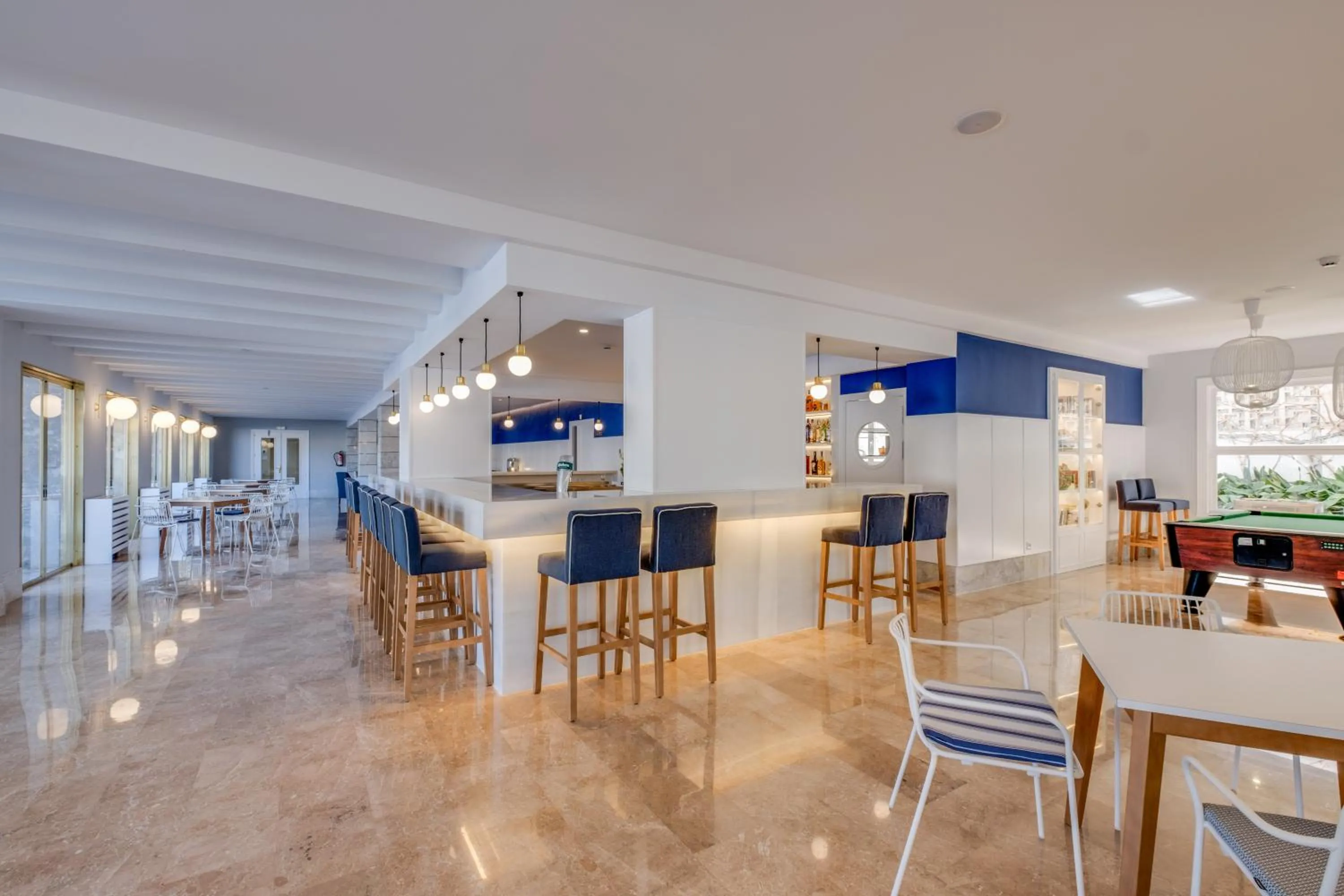 Lounge or bar in Hotel Eden Soller