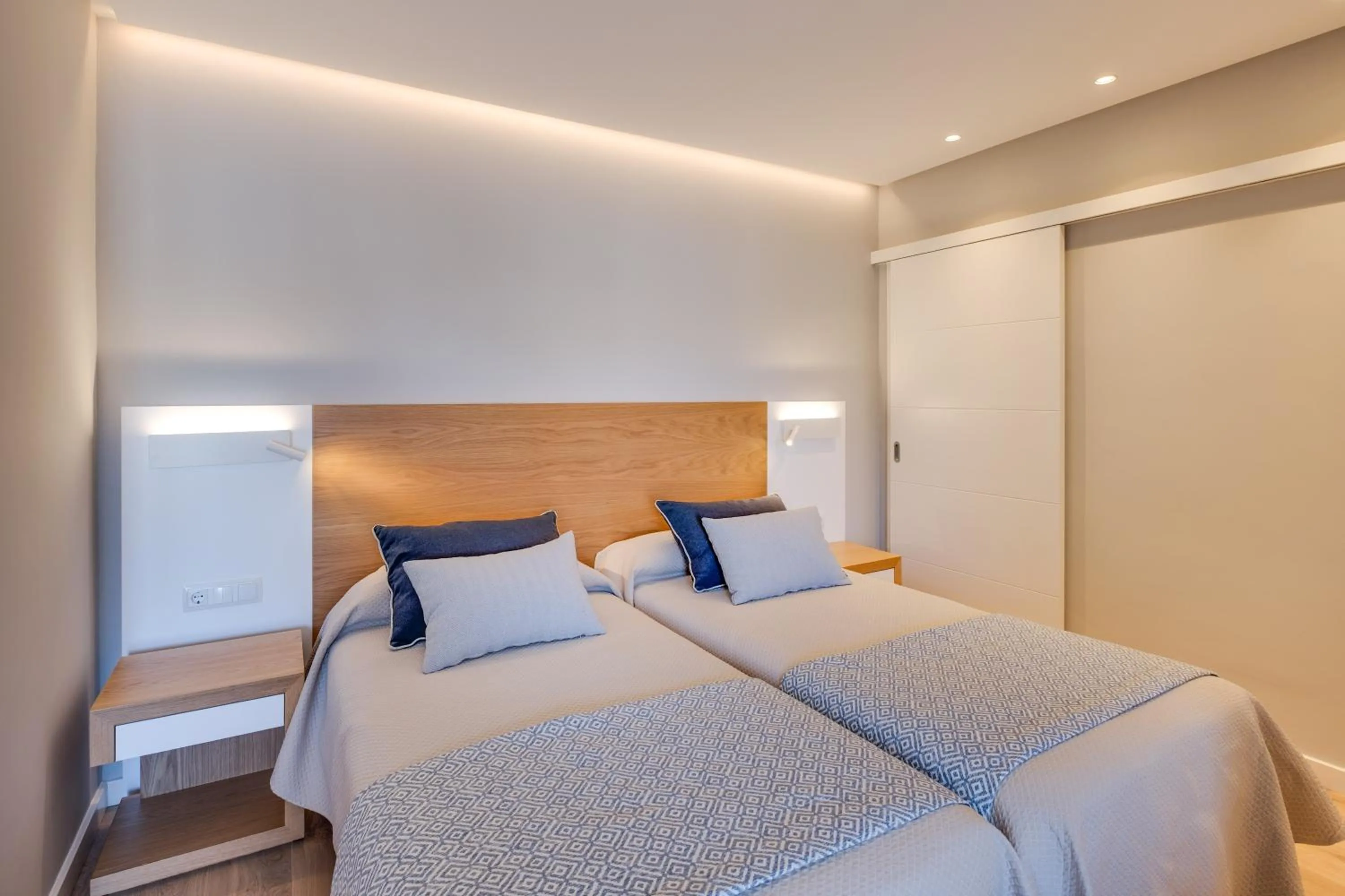 Photo of the whole room, Bed in Hotel Eden Soller