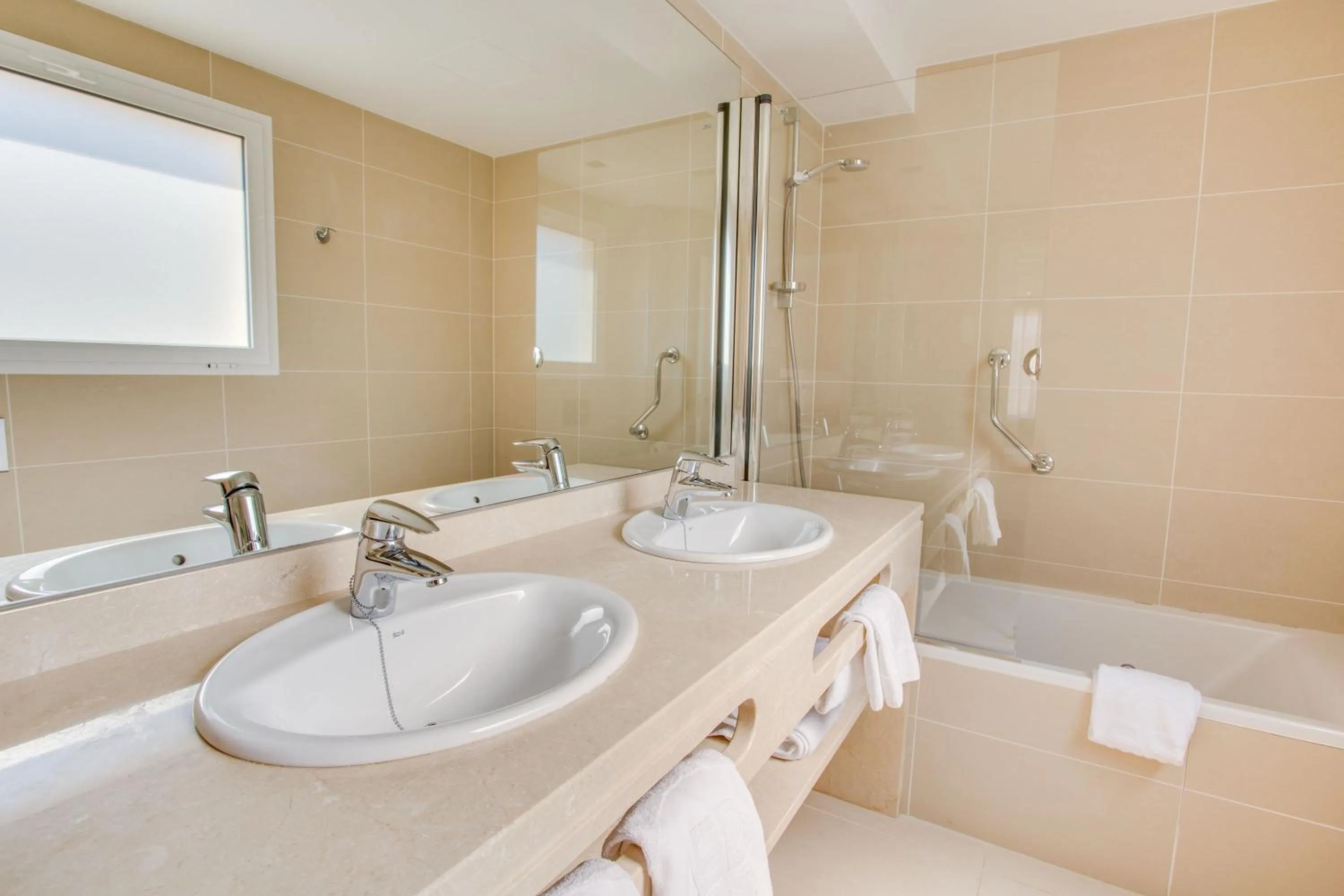 Bathroom in Hotel Eden Soller