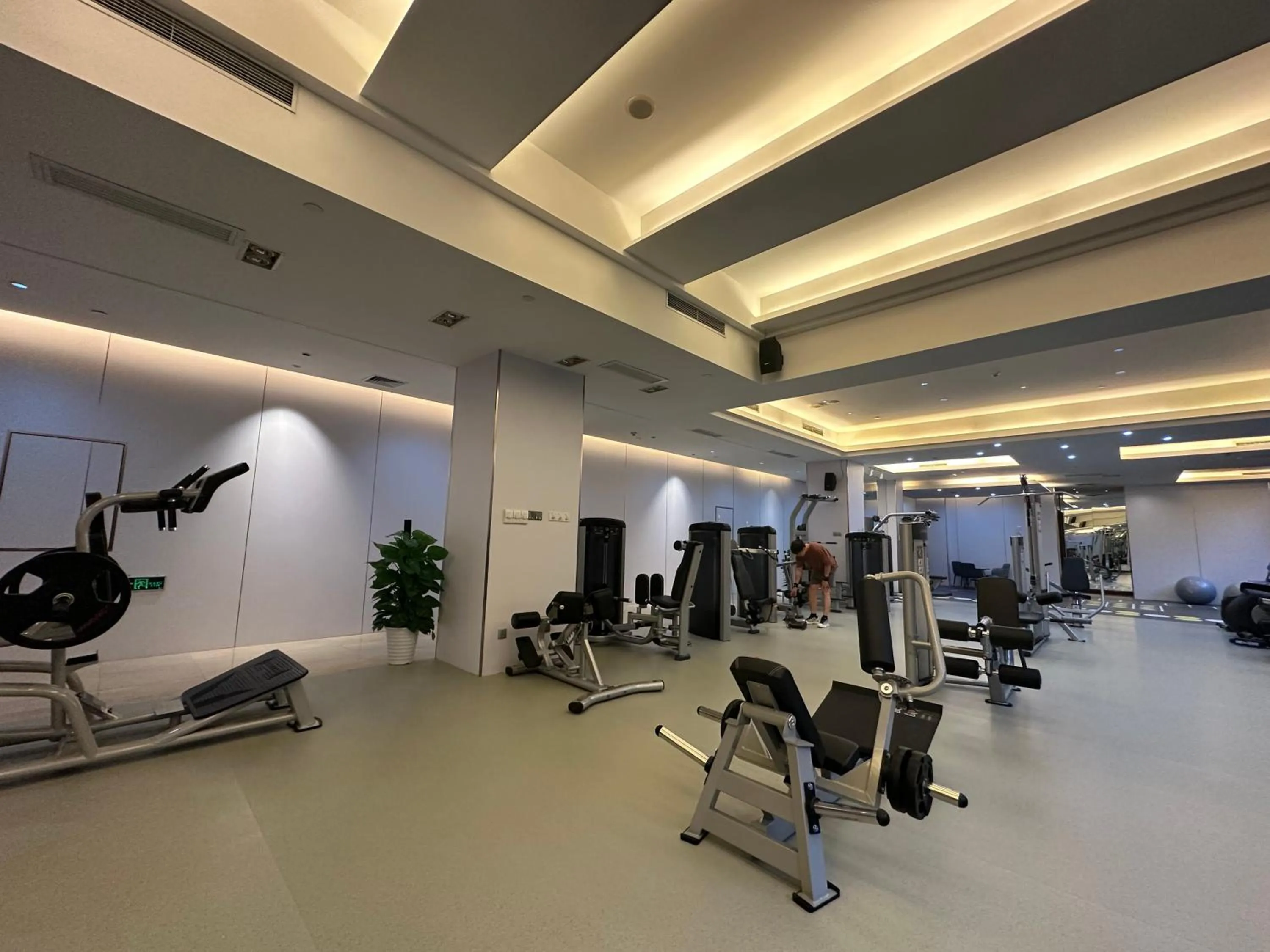 Fitness centre/facilities in Grand Skylight International Hotel Shenzhen Guanlan, Near Metro Station, Huawei, Foxcnn, Shenzhen North Railway