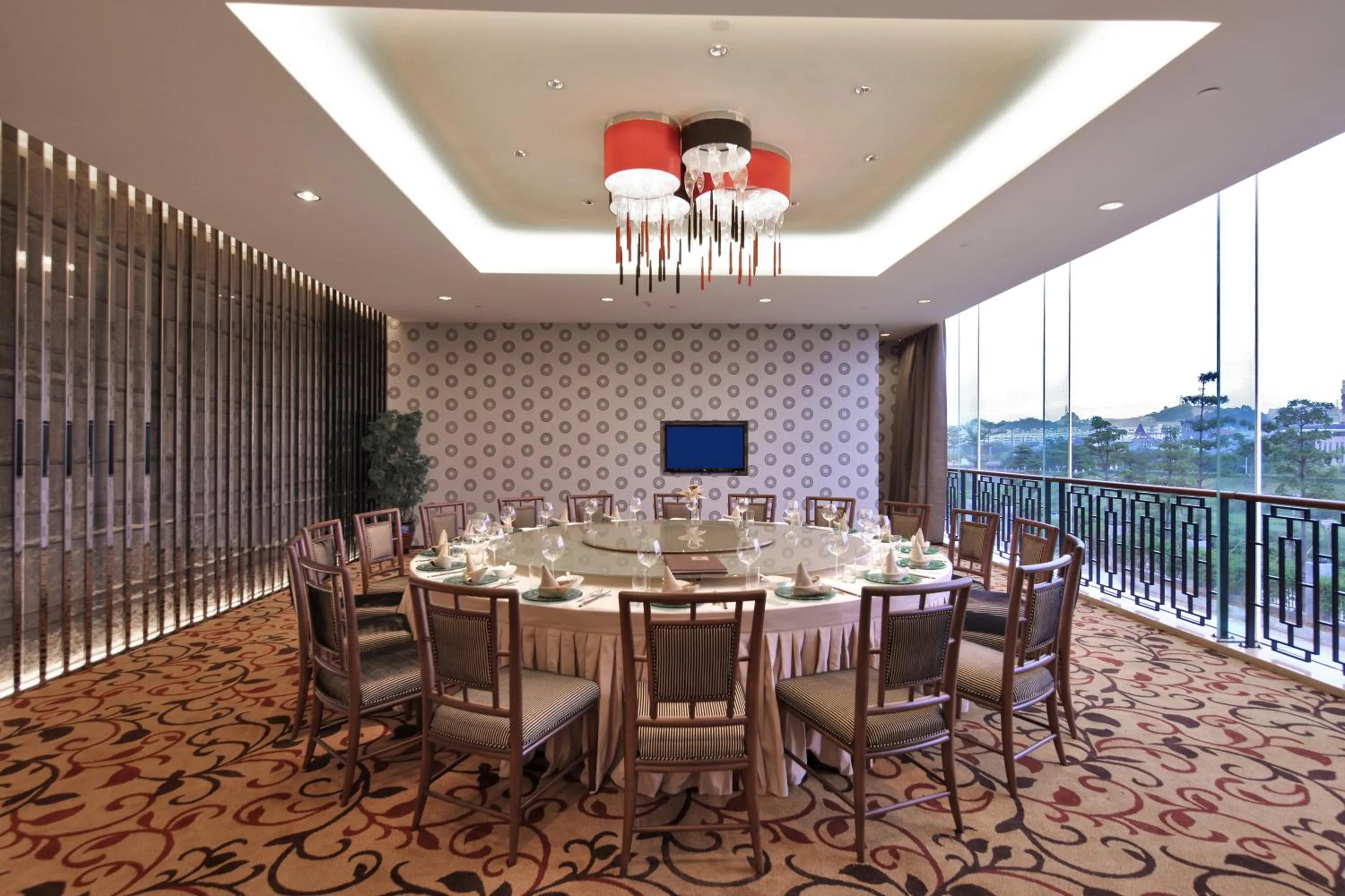 Restaurant/places to eat in Grand Skylight International Hotel Shenzhen Guanlan, Near Metro Station, Huawei, Foxcnn, Shenzhen North Railway