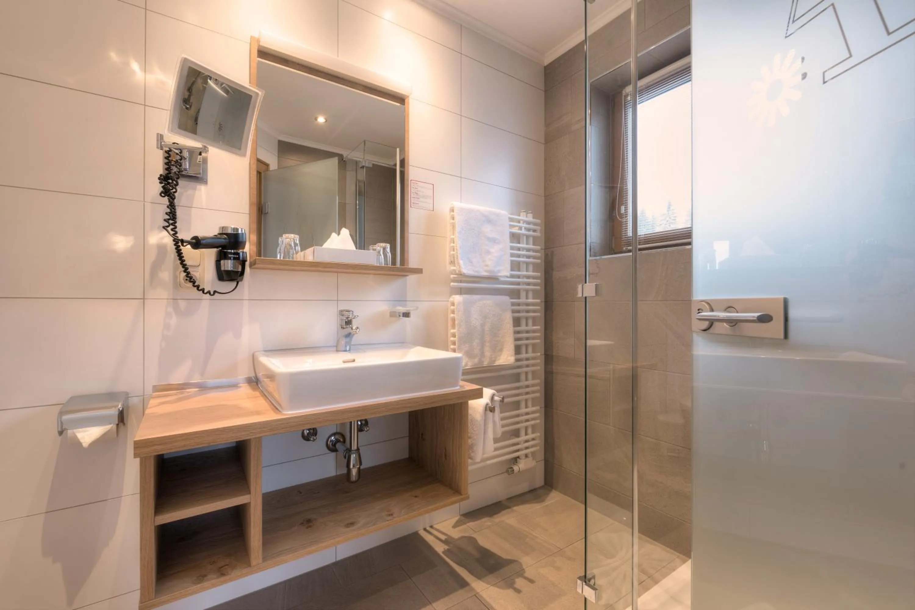 Shower in Aparthotel Acksteiner