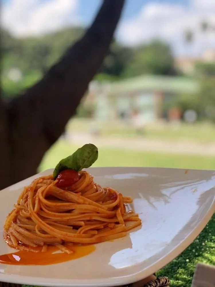 Restaurant/places to eat in Villa Signorini Hotel