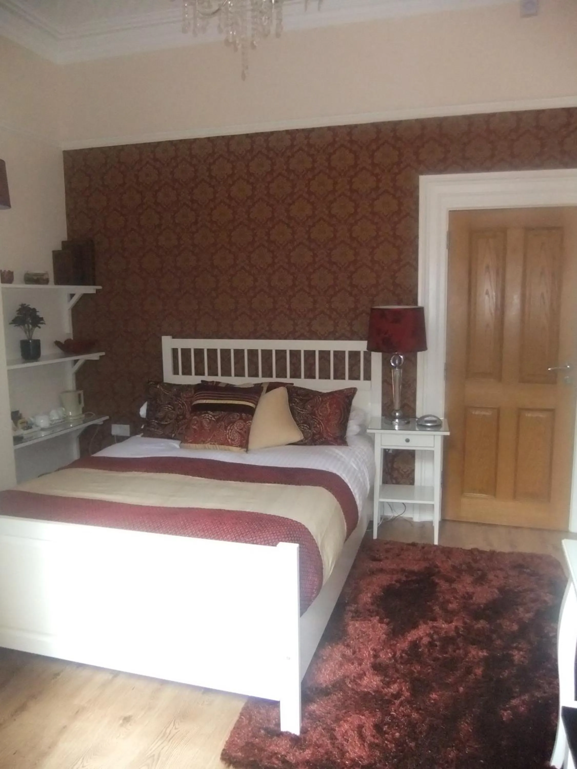 Bedroom, Bed in The Leicester