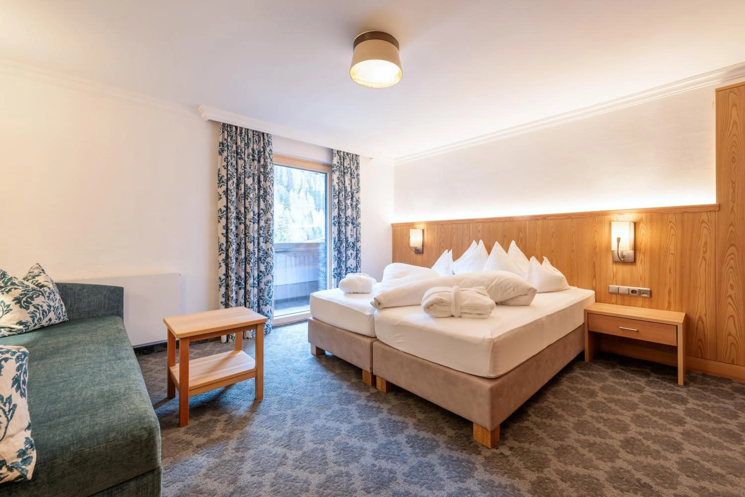 Bed in Heart Hotel Arlberg