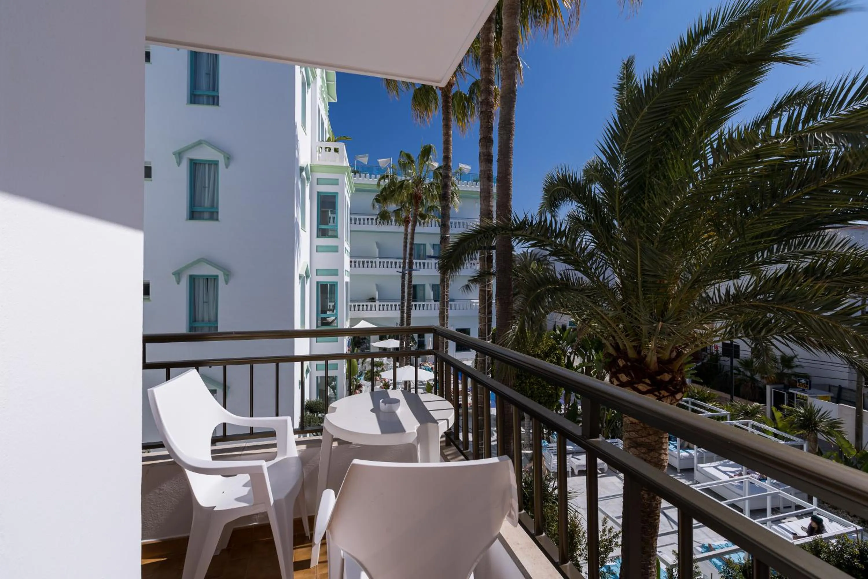 Bossa Bay - MC Apartments Ibiza