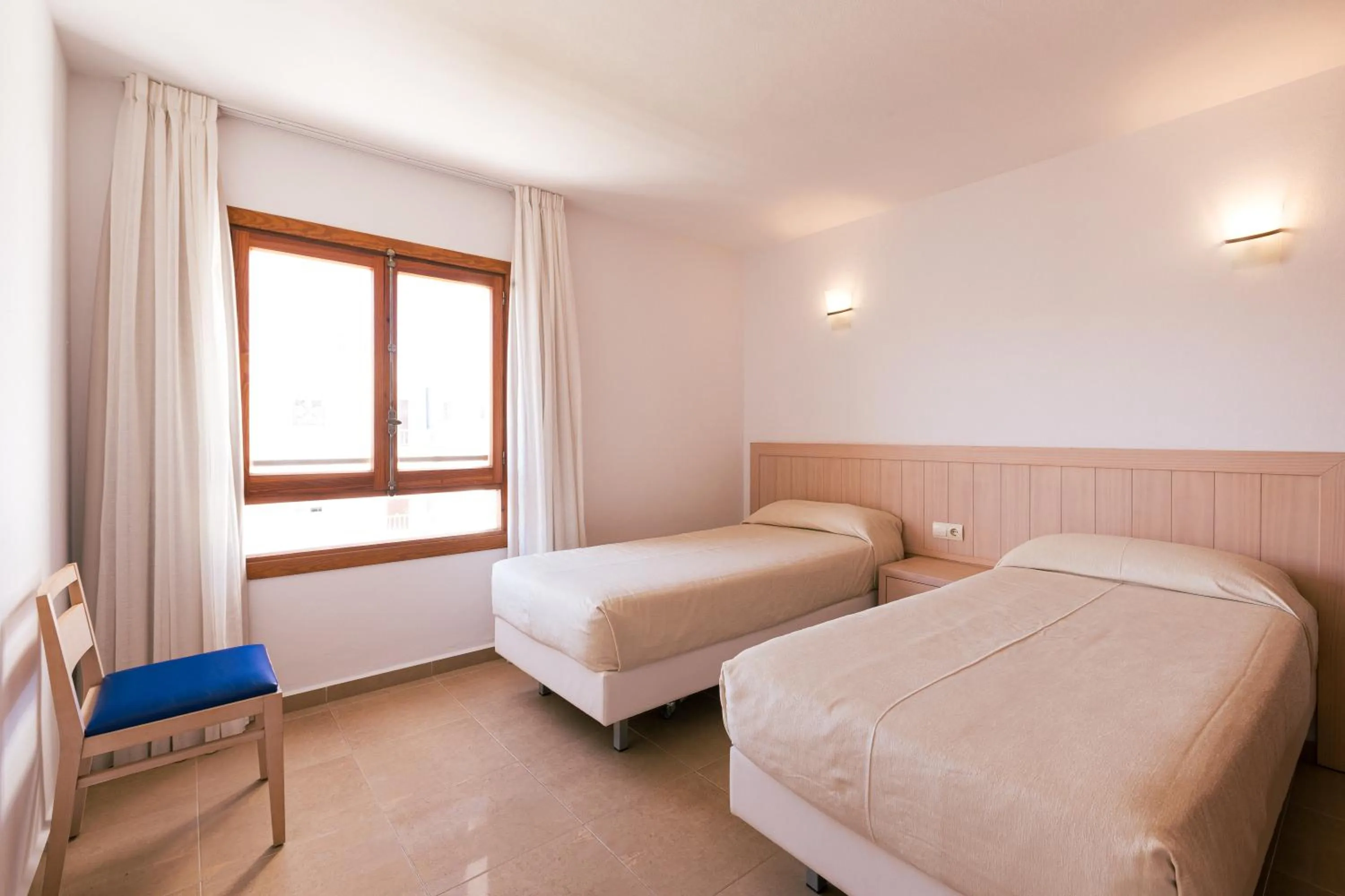 Bed in Bossa Bay - MC Apartments Ibiza