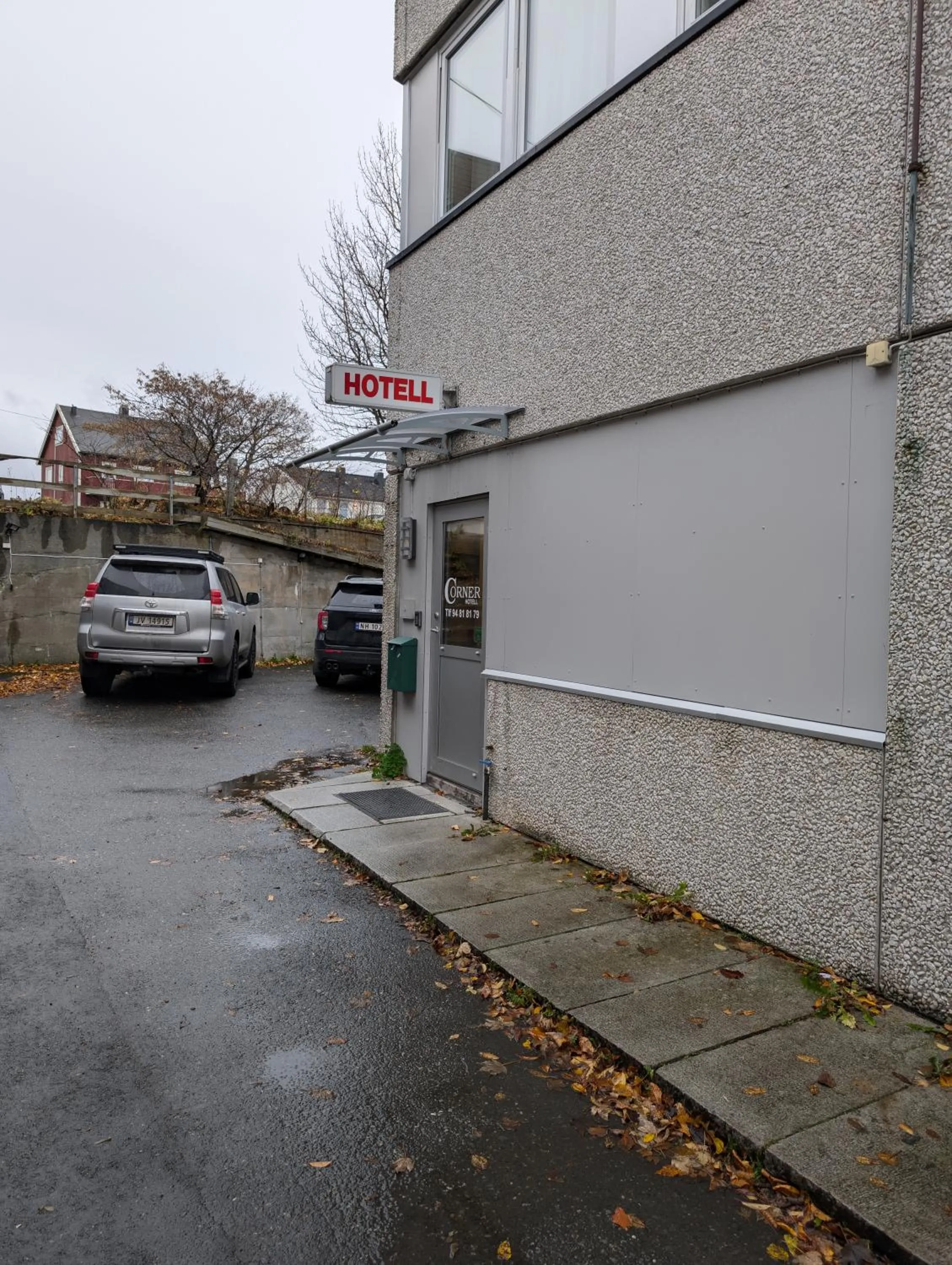 Facade/entrance in Corner Hotell
