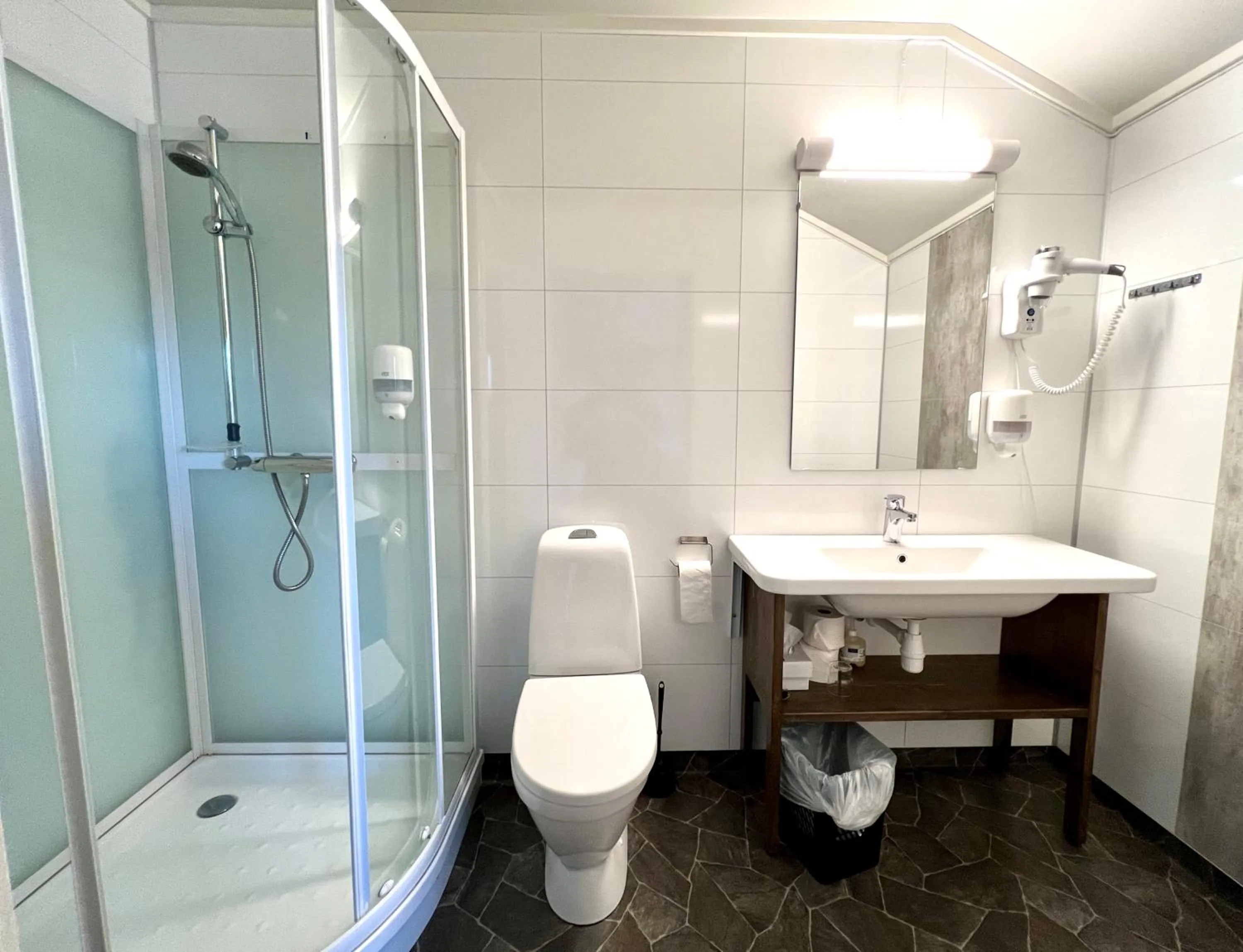 Bathroom in Lakselv Hotel