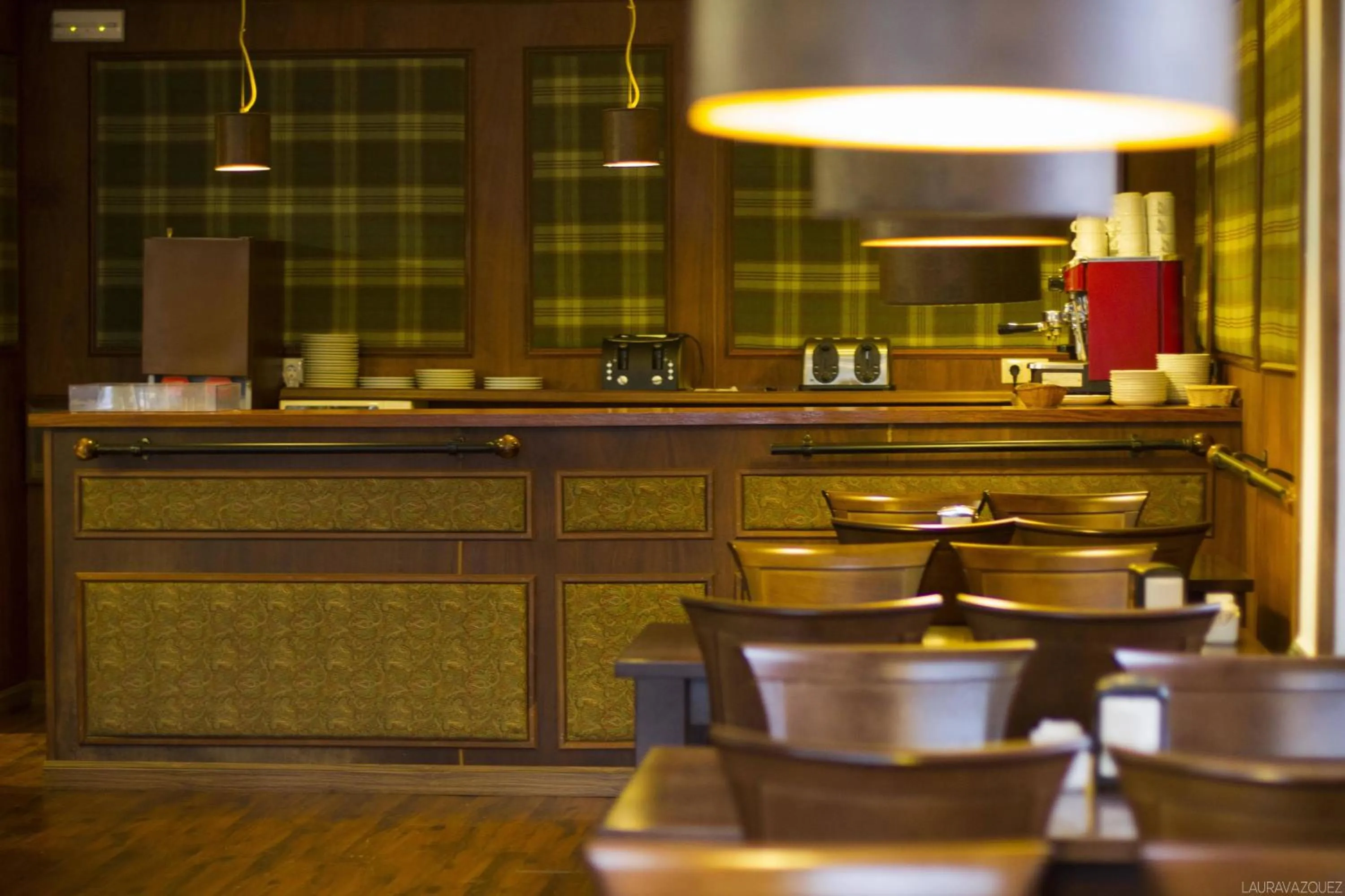 Restaurant/places to eat in As Areas II