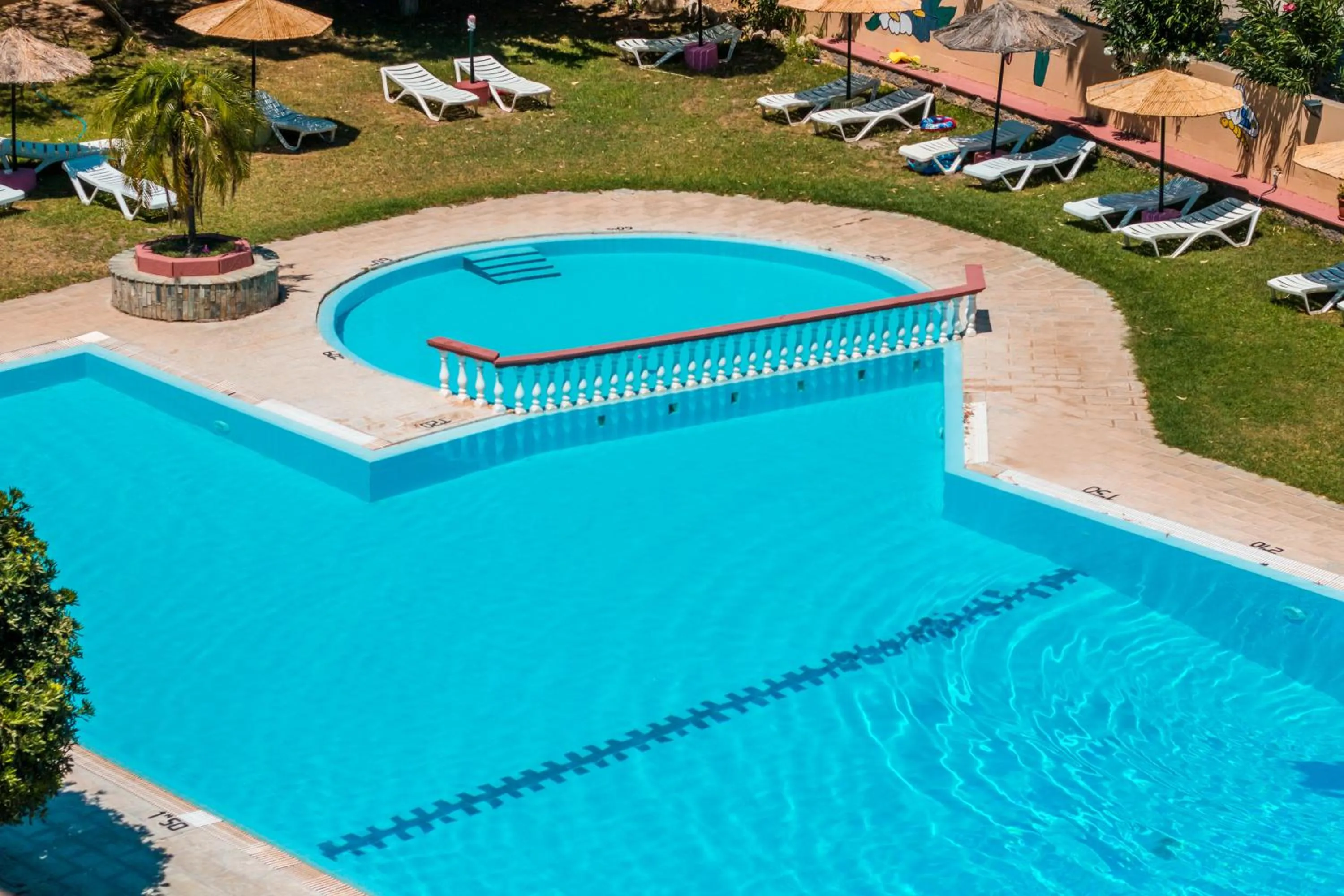 Swimming pool in Achousa Hotel
