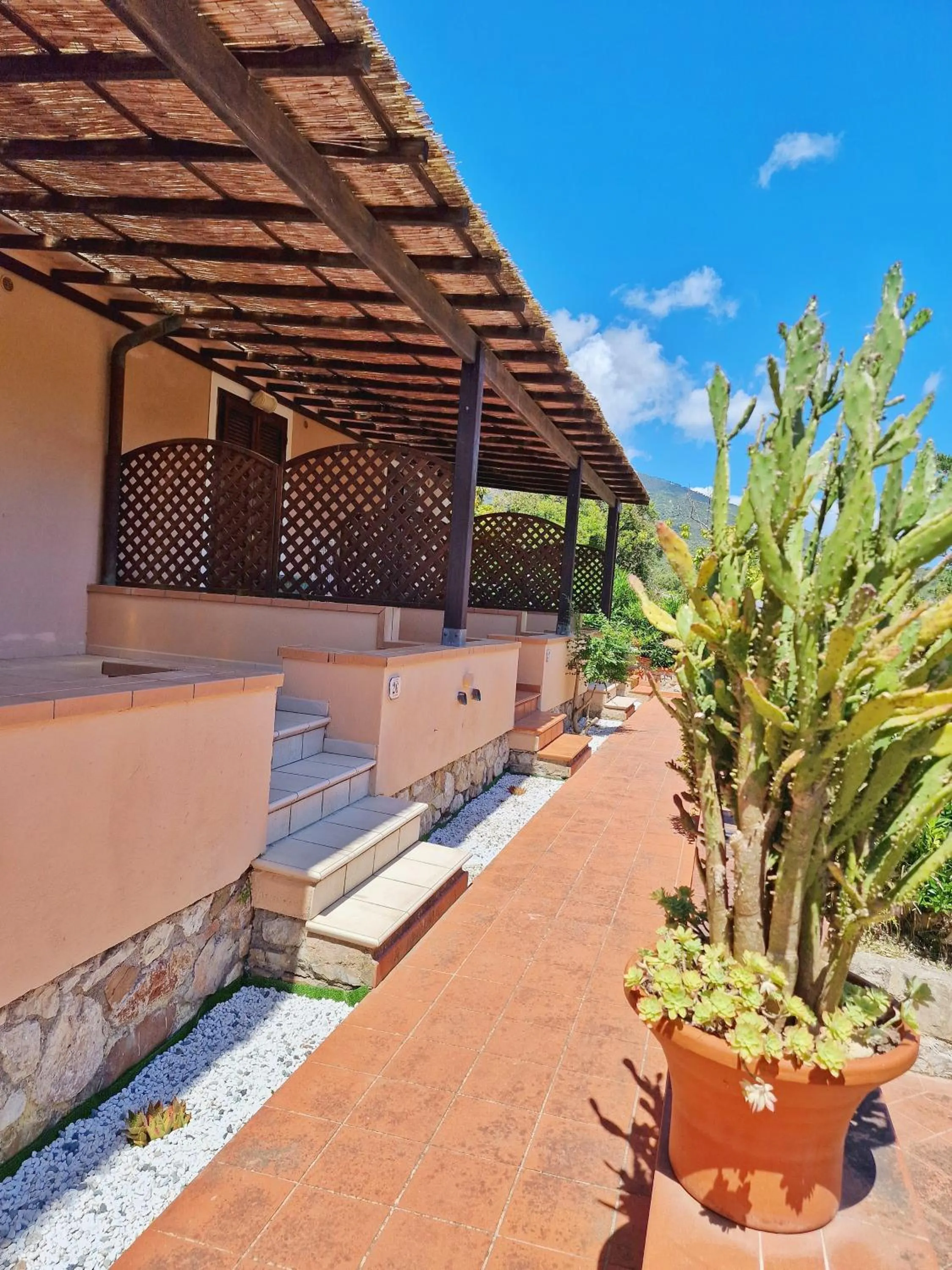 Property building in Al Barcoco