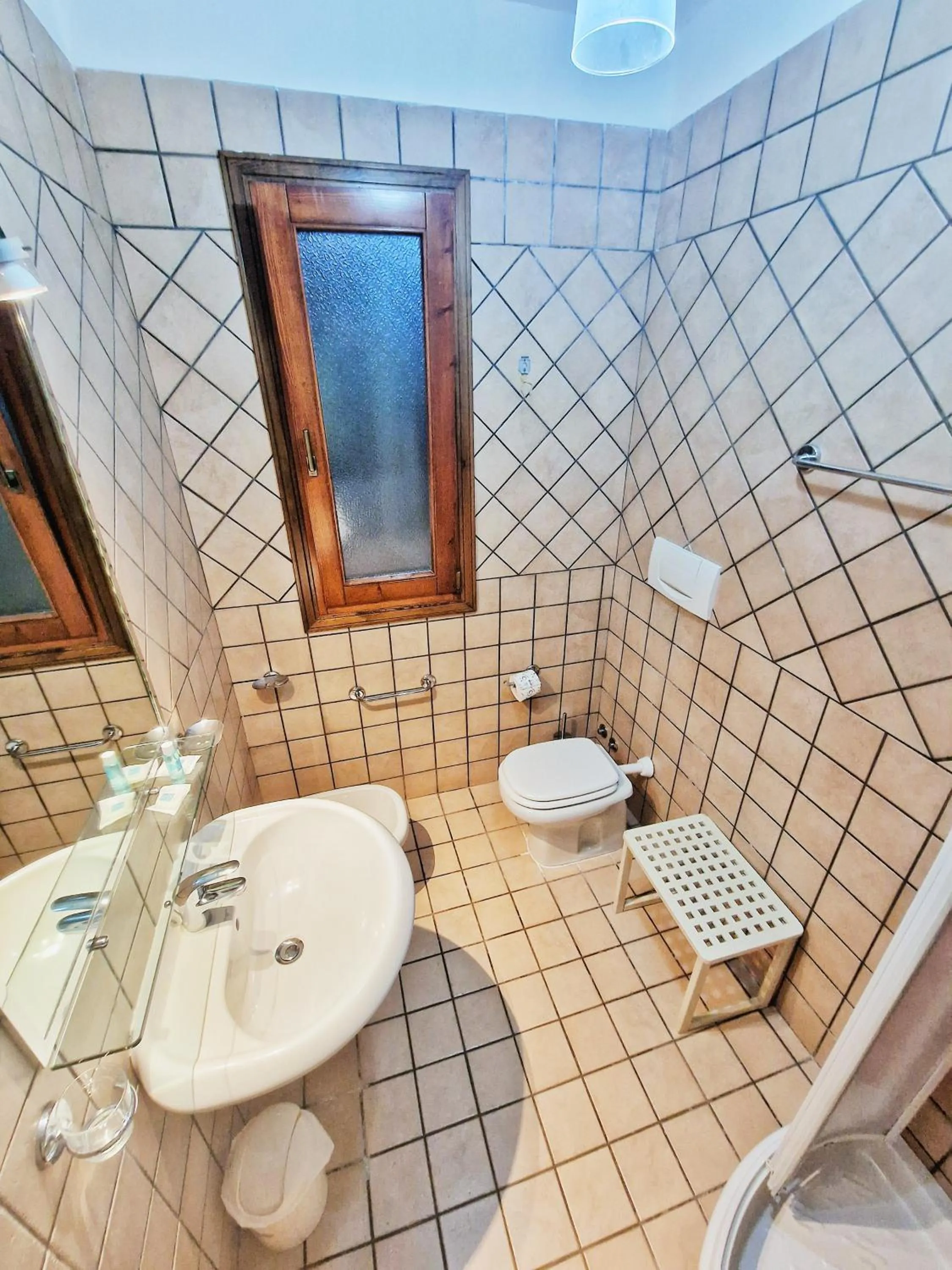 Shower in Al Barcoco