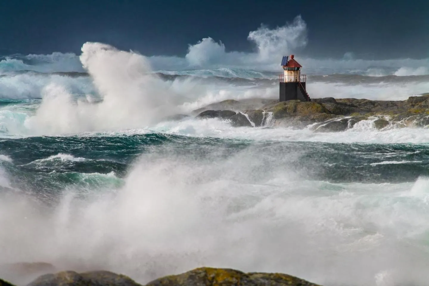 Autumn in Hotel Frøya