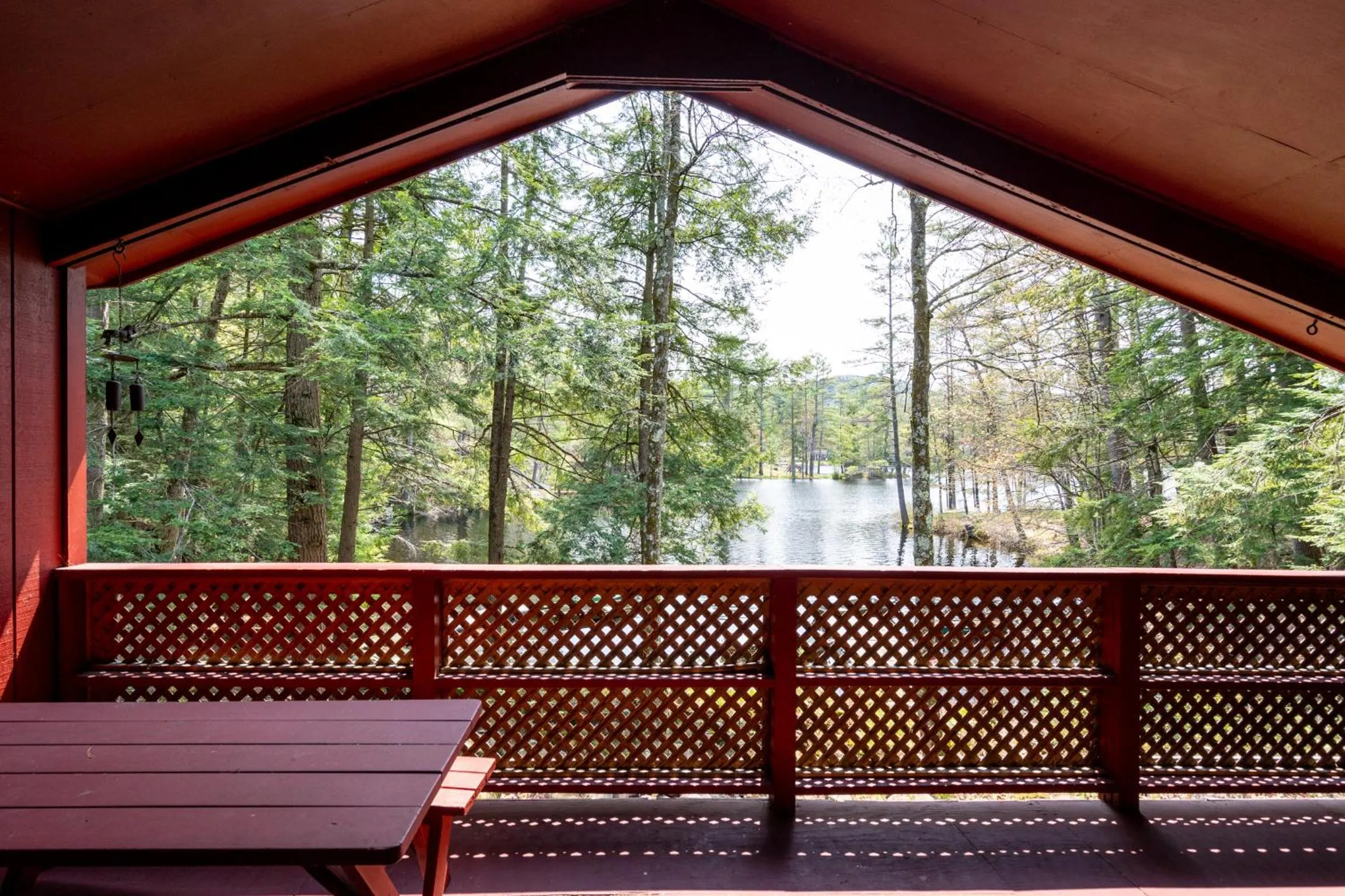 Hide-A-Way Waterfront Cottages