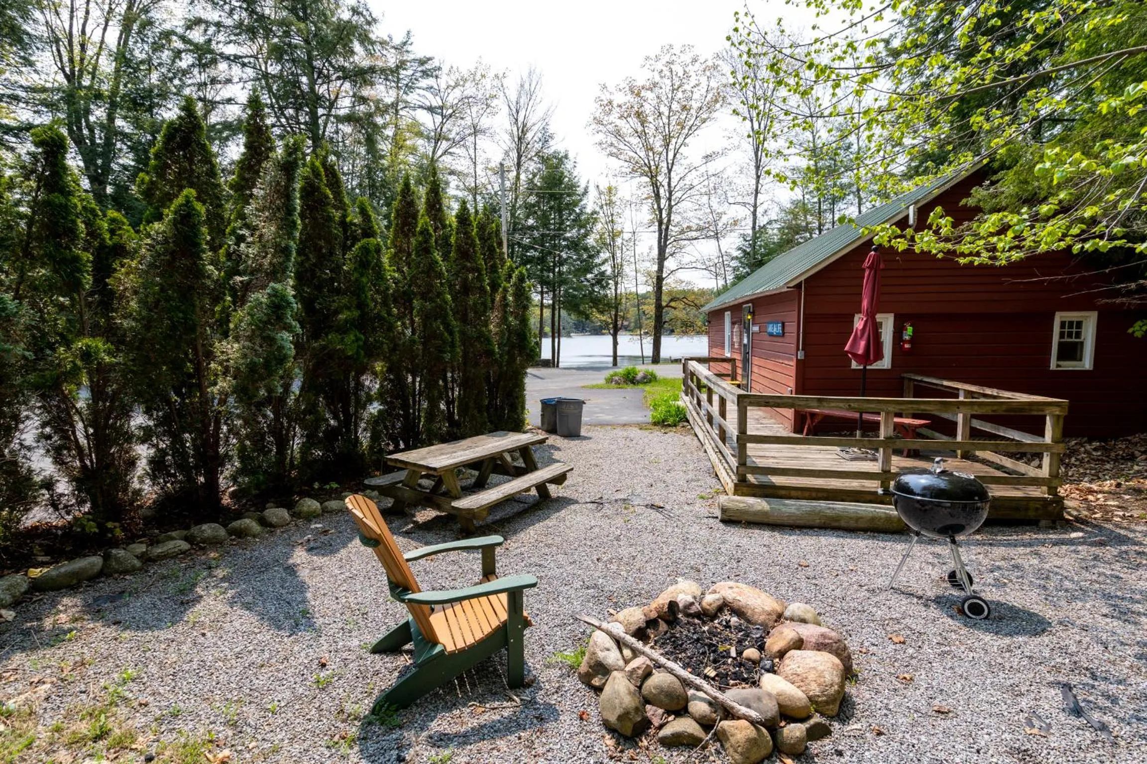 Hide-A-Way Waterfront Cottages