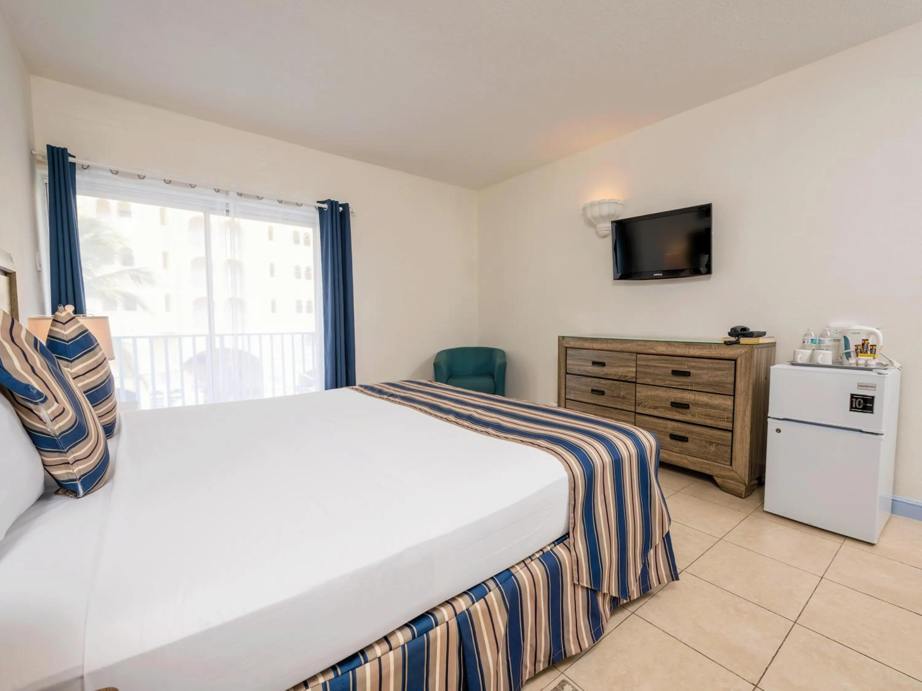 TV and multimedia, Bed in Time Out Hotel