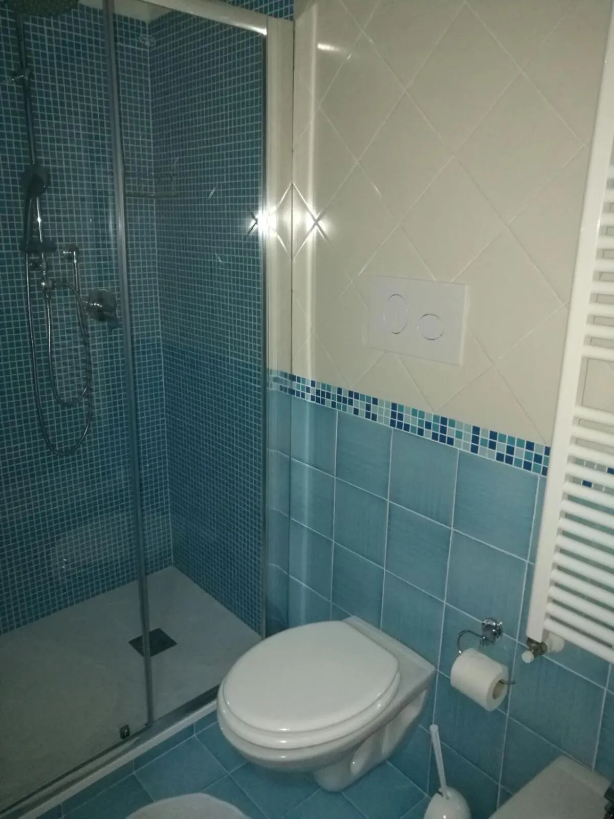 Shower in Casa Lo Scrigno