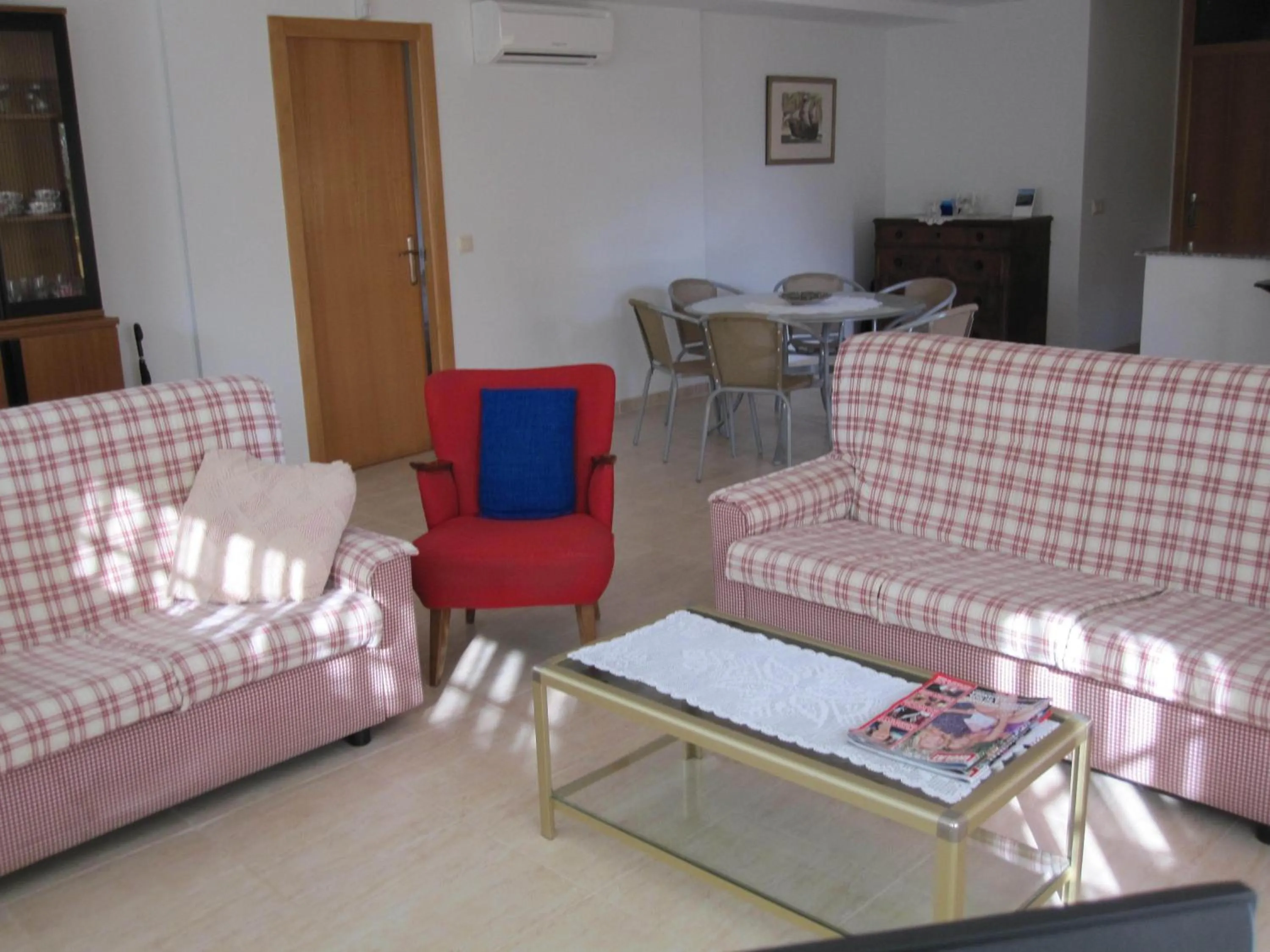 Communal lounge/ TV room in Luz de Azahar Bed and Breakfast