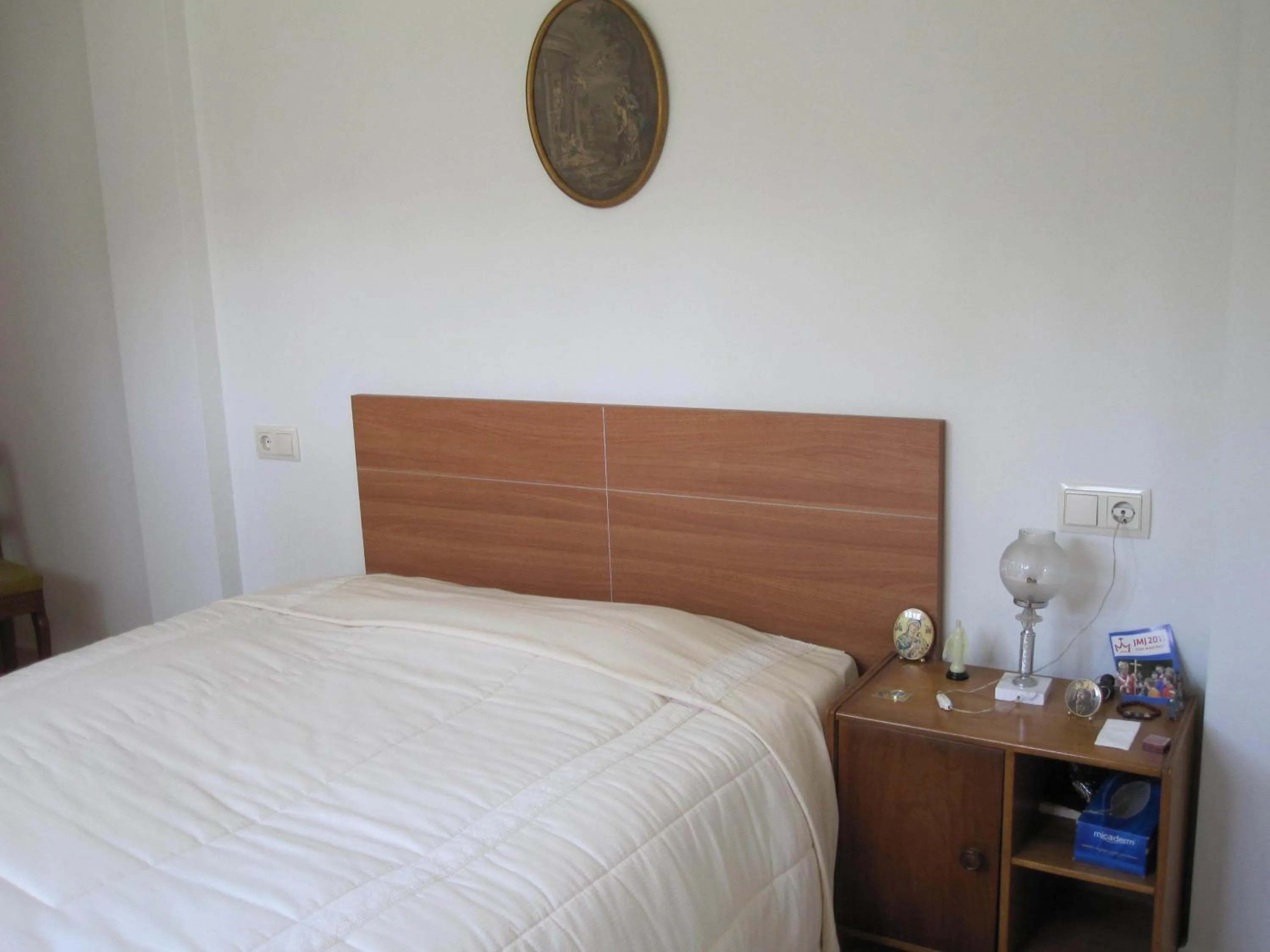 Photo of the whole room, Bed in Luz de Azahar Bed and Breakfast