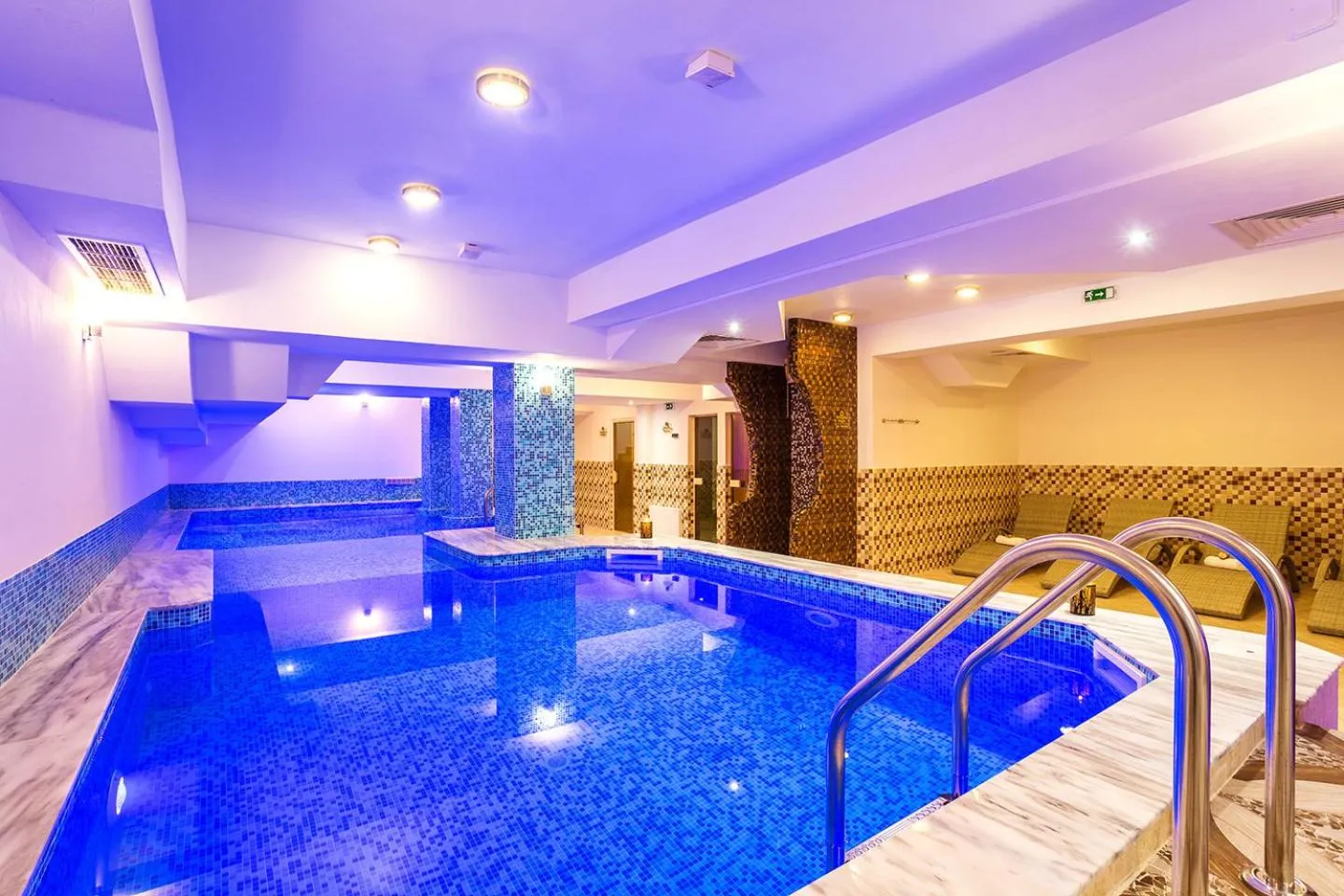 Spa and wellness centre/facilities in Family Hotel Romantika