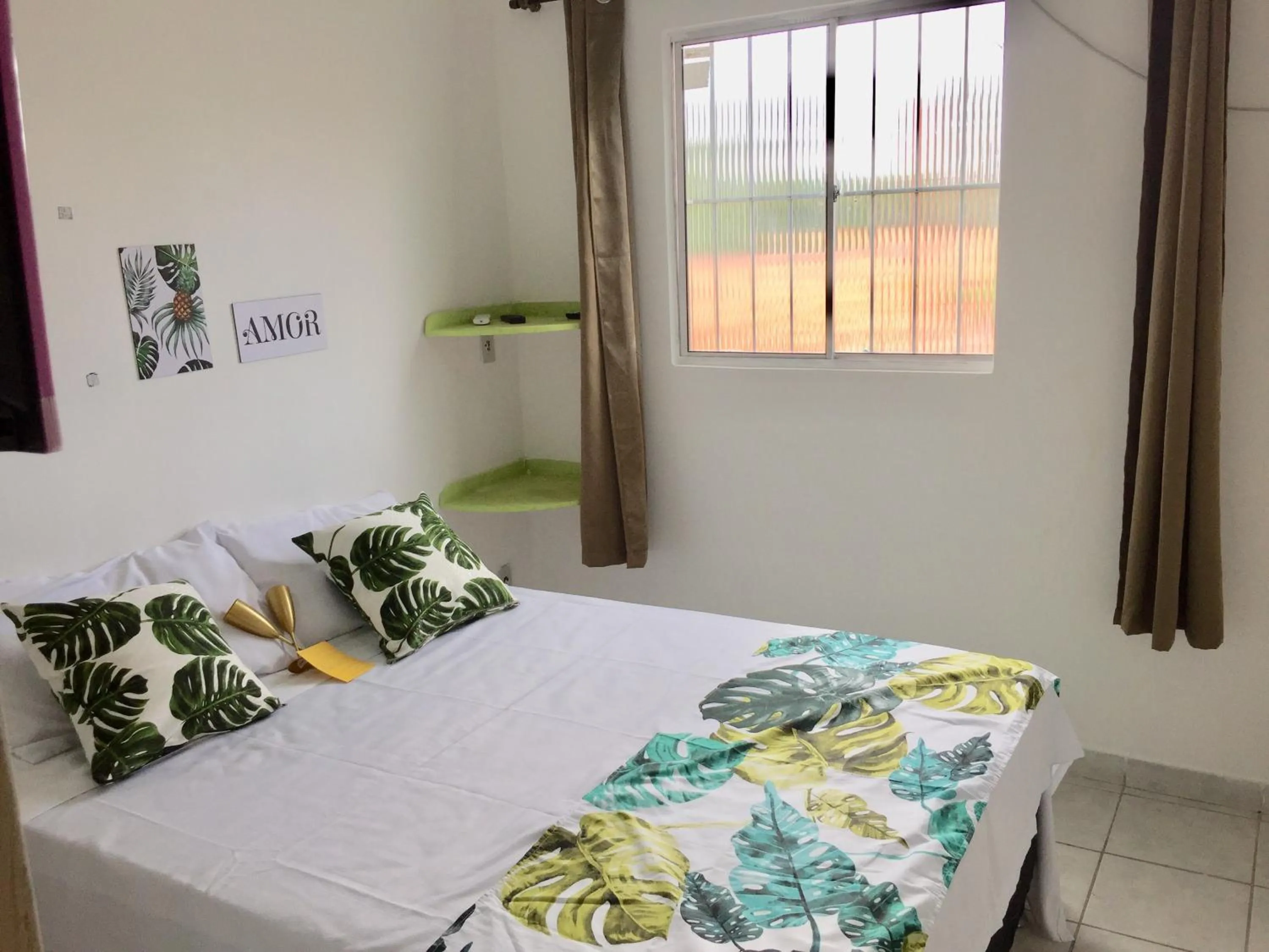 Photo of the whole room, Bed in Pousada Rio Alegre