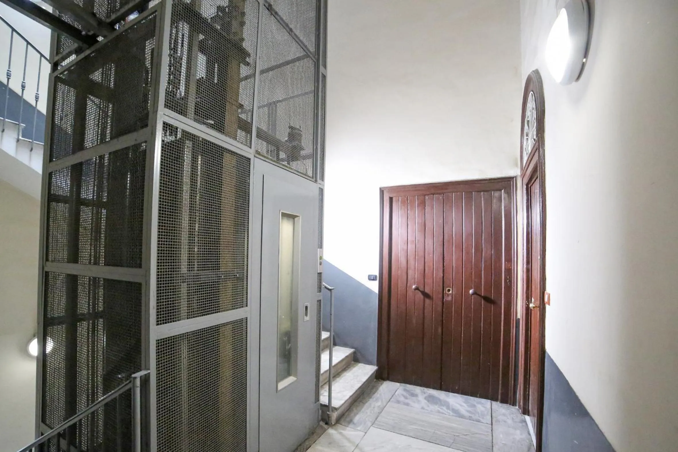 elevator in Casa Historical Center