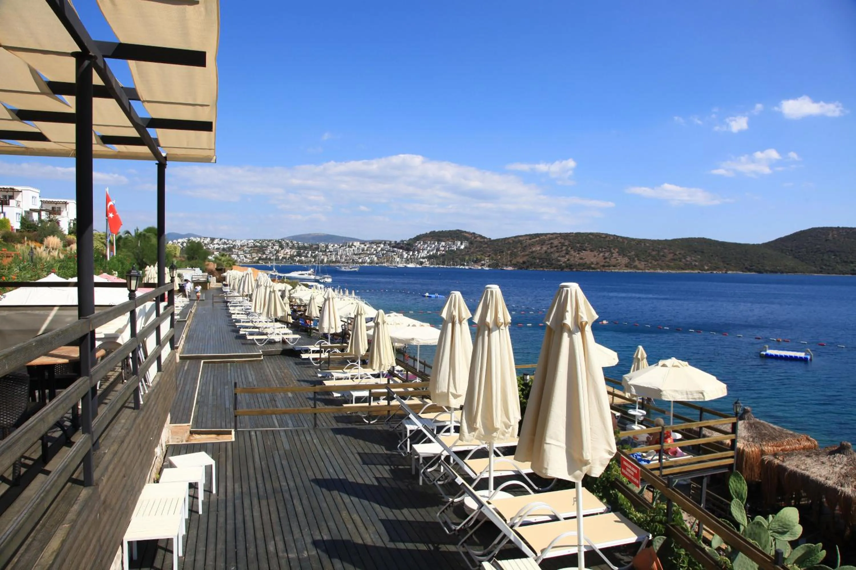 Day in Aktur Residence