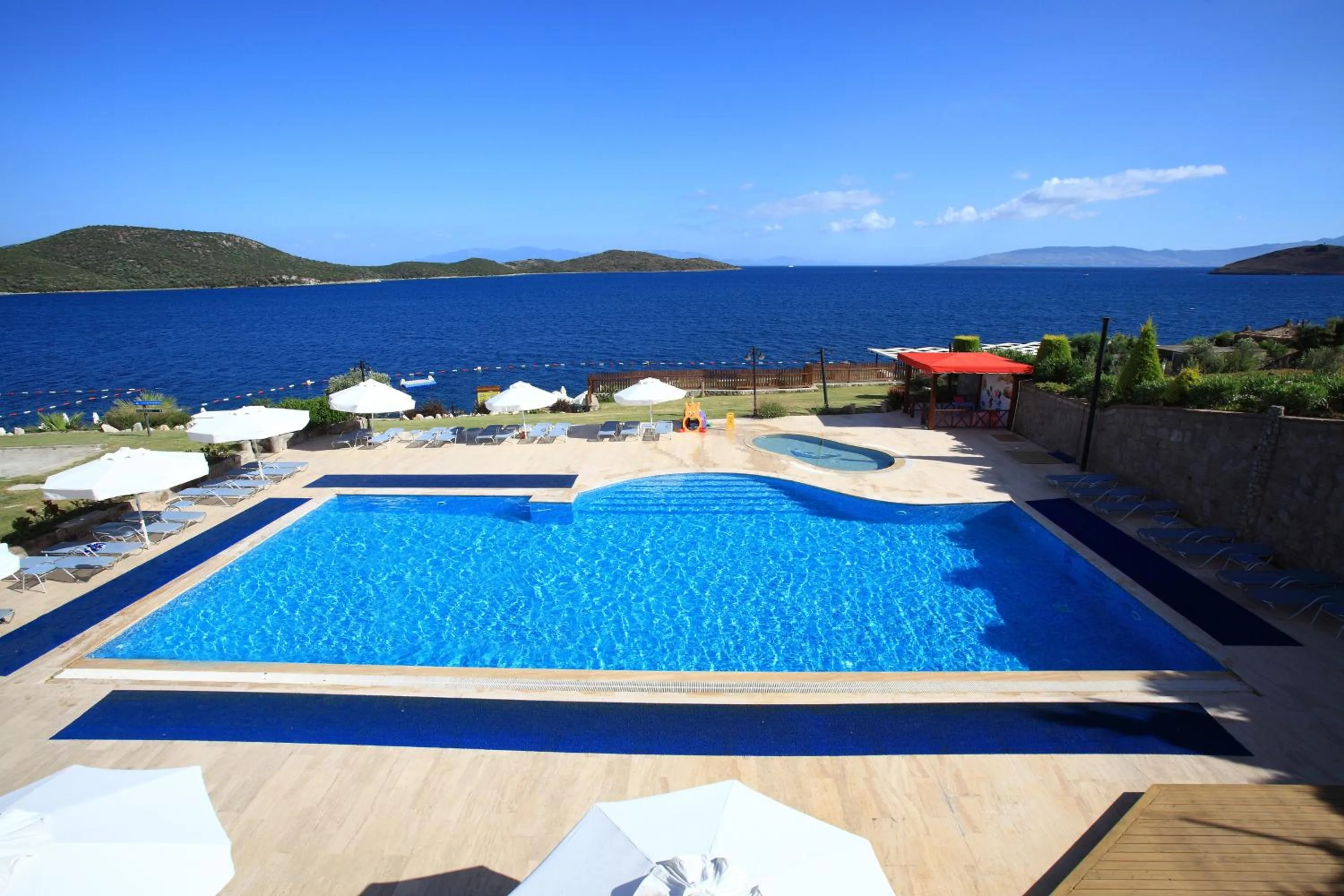 Day in Aktur Residence