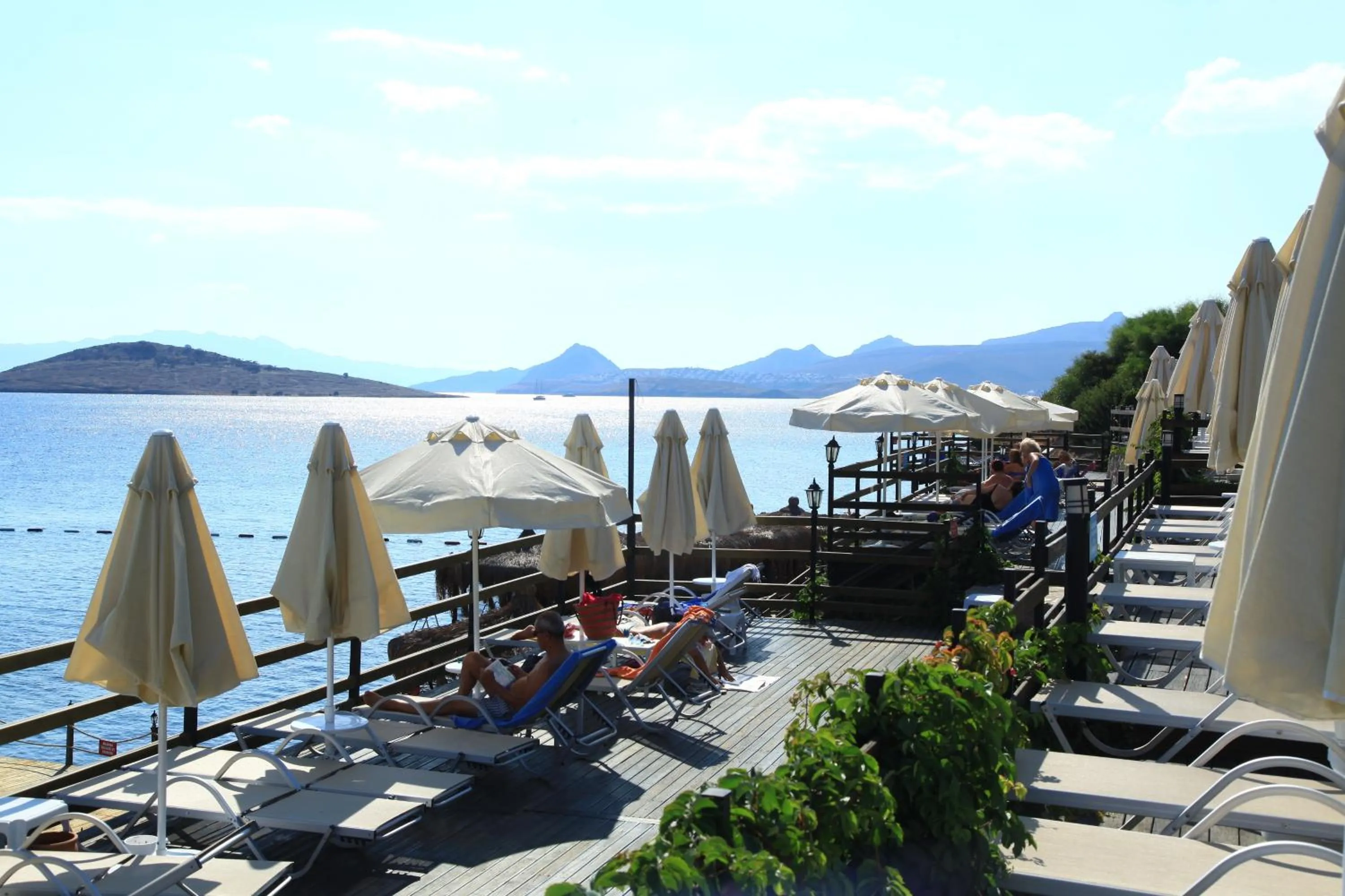 Day in Aktur Residence