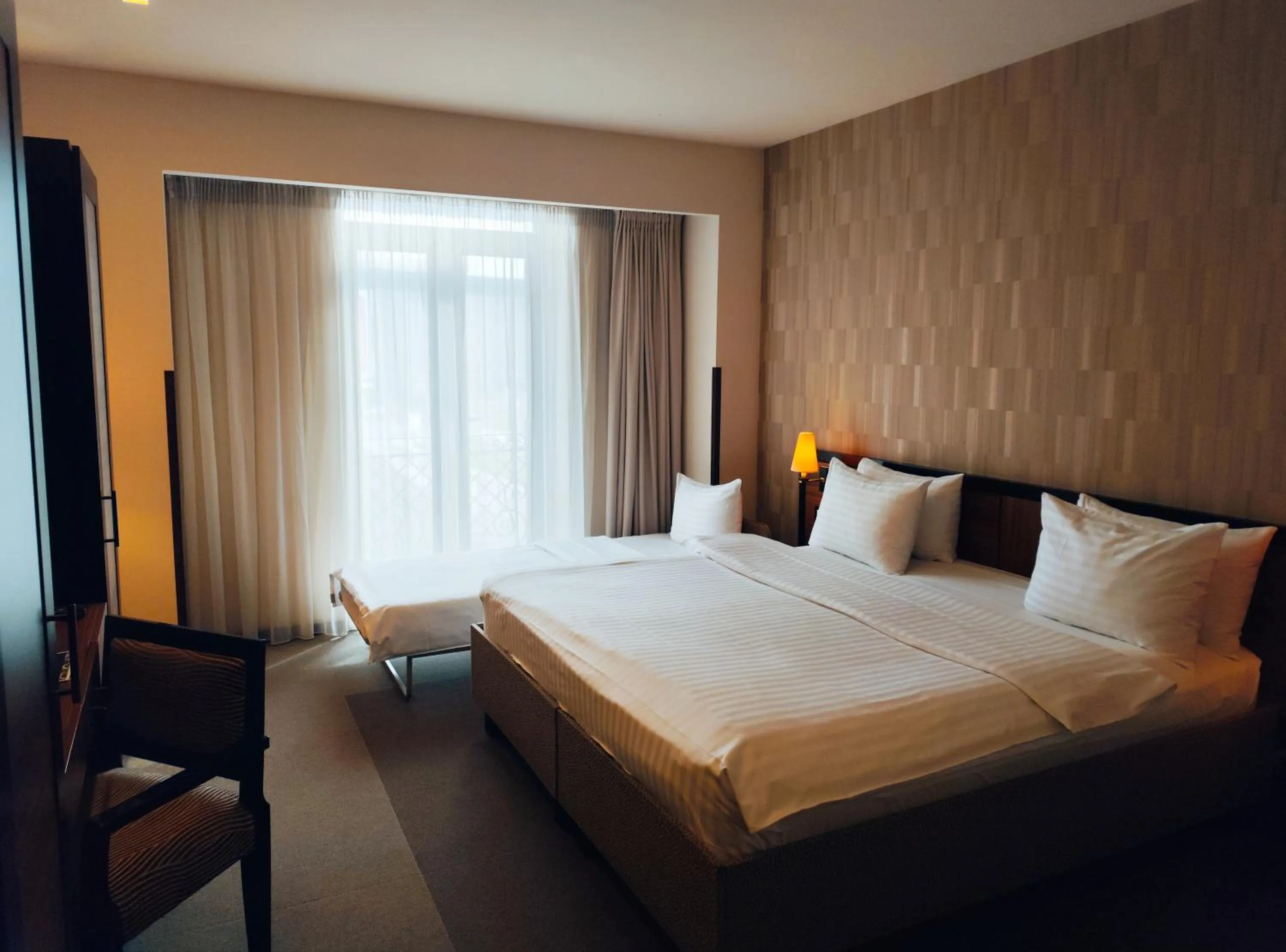 Bed in Europa Royale Bucharest